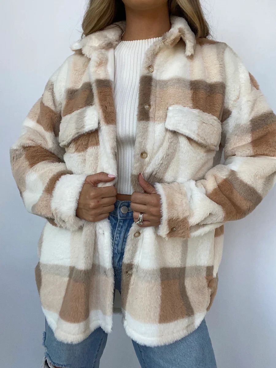 Penelope Plaid Cozy Sherpa Jacket | Willow Boutique