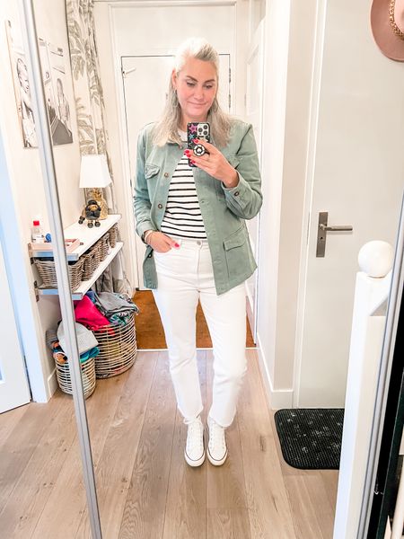 Outfits of the week

A lovely tall twill utility jacket in the most beautiful green color over a short sleeve Breton striped sweater (Norah, 40) paired with white, high waisted, straight jeans (Zara, 44) and white converse all stars high top sneakers. 

#LTKcurves #LTKstyletip #LTKeurope