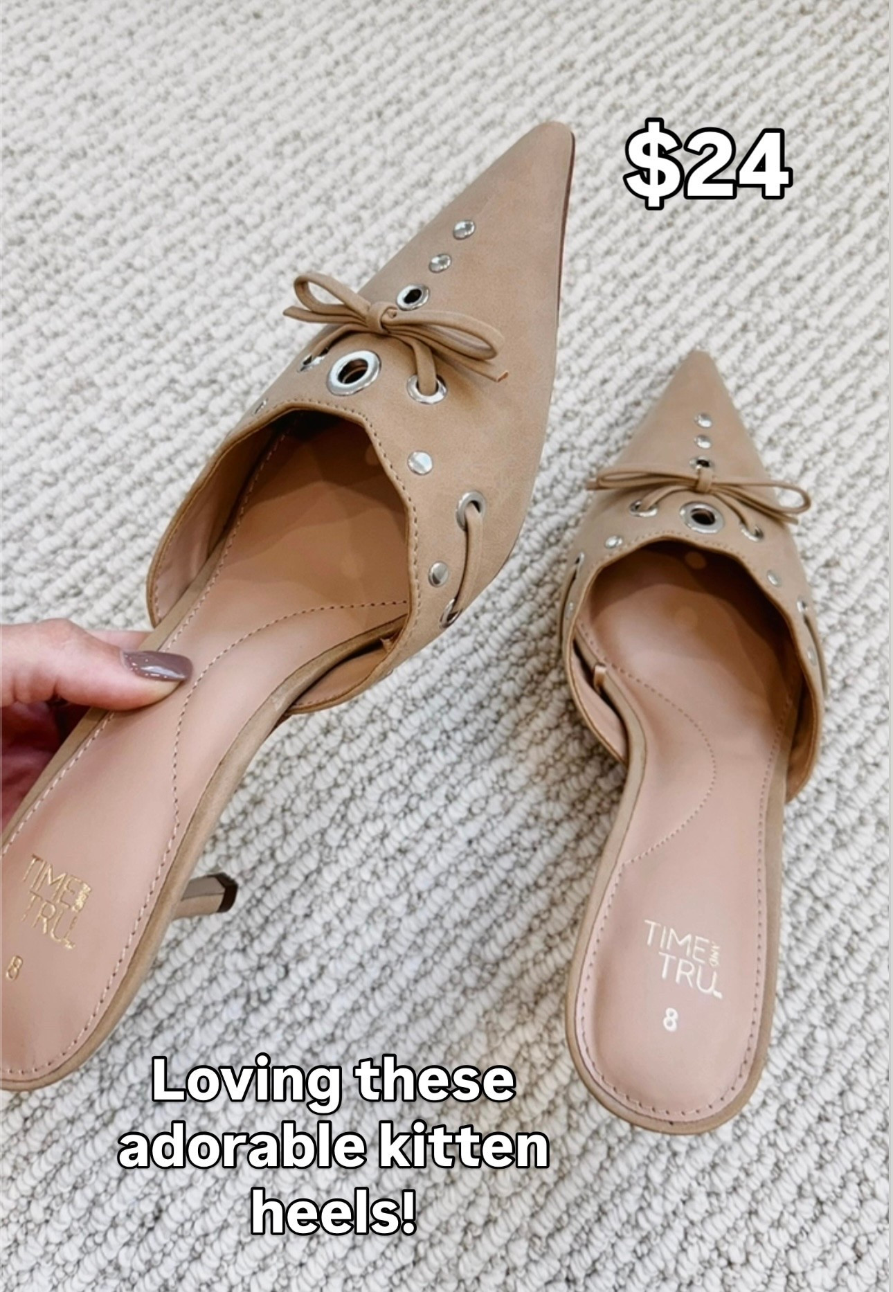 Loving this kitten heels from Walmart! So cute and comfy! 

#WalmartPartner #Walmart #WalmartFashion #WalmartStyle