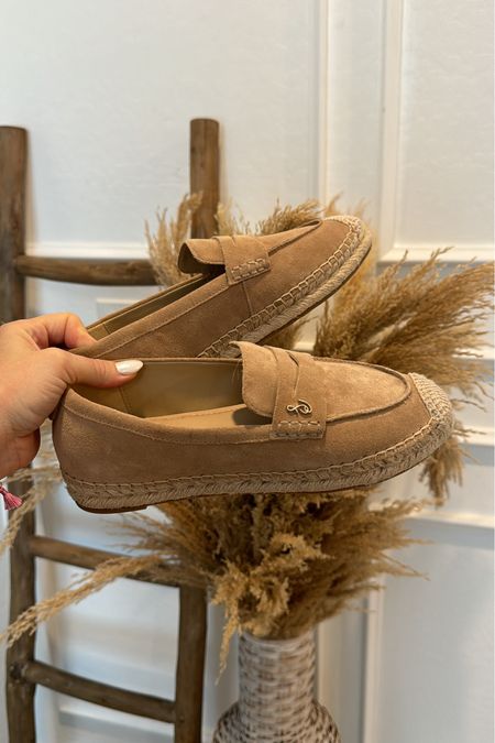 Perfect summer loafer! Runs true to size and so cute with jean shorts, a skirt or pants! 

Loafer 
Summer Shoe 
Nordstrom
Sam Edelman

#LTKShoeCrush #LTKStyleTip