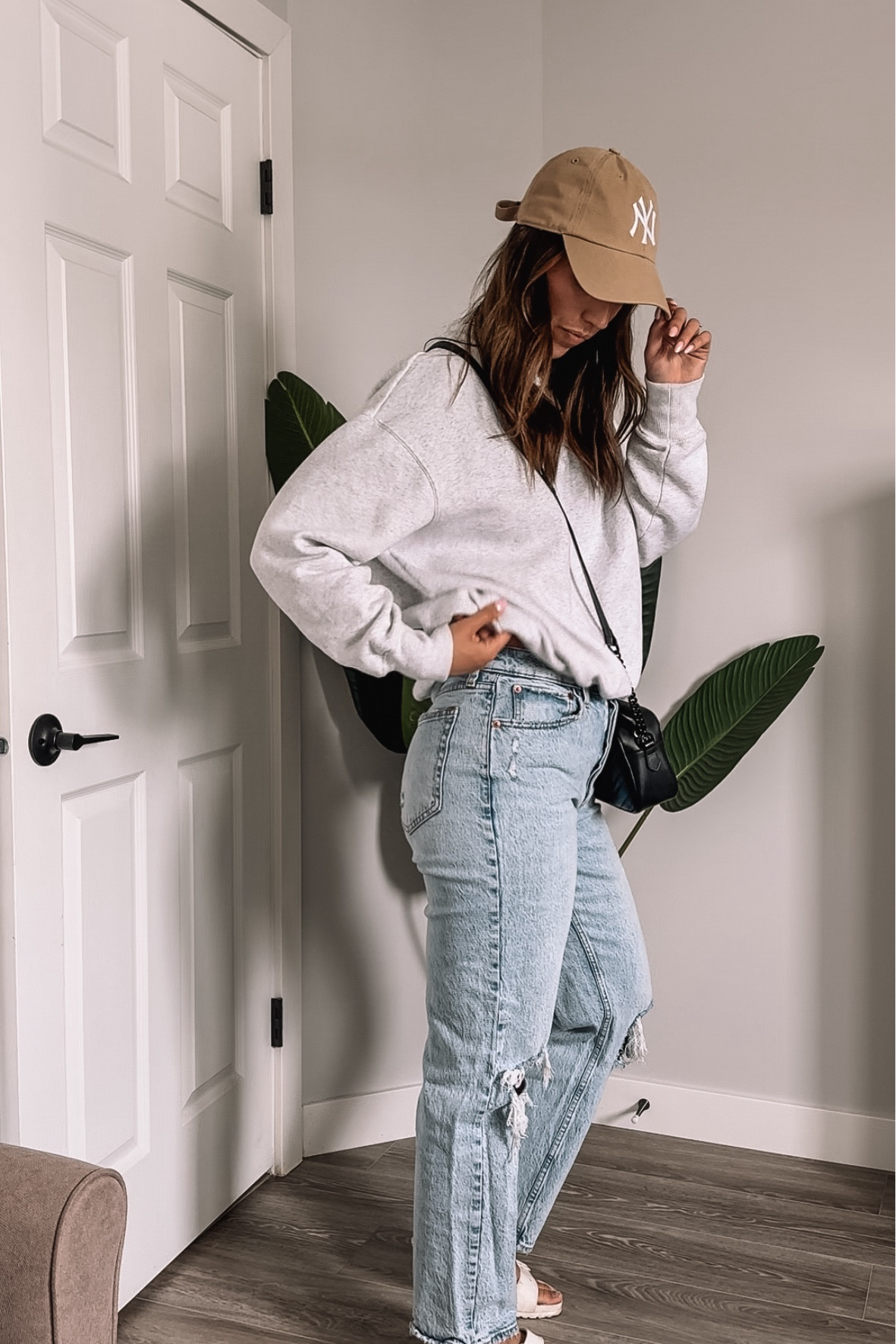 This cozy Nike sweater is so perfectly oversized - If I could live in it I 100% would 👌🏽

#LTKstyletip #LTKcanada