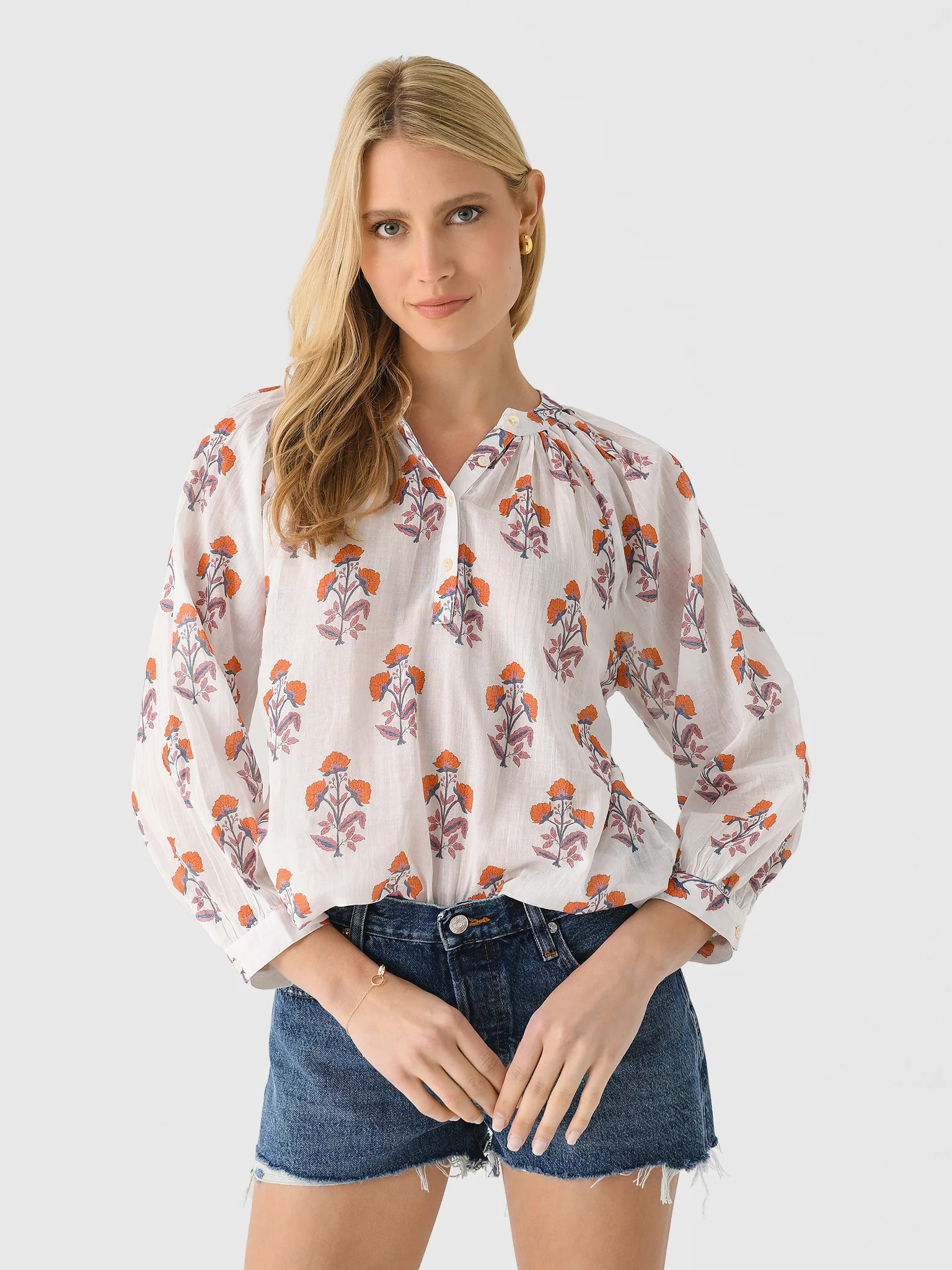 M.A.B.E
                      
                     Women's Cadi Top | Saint Bernard