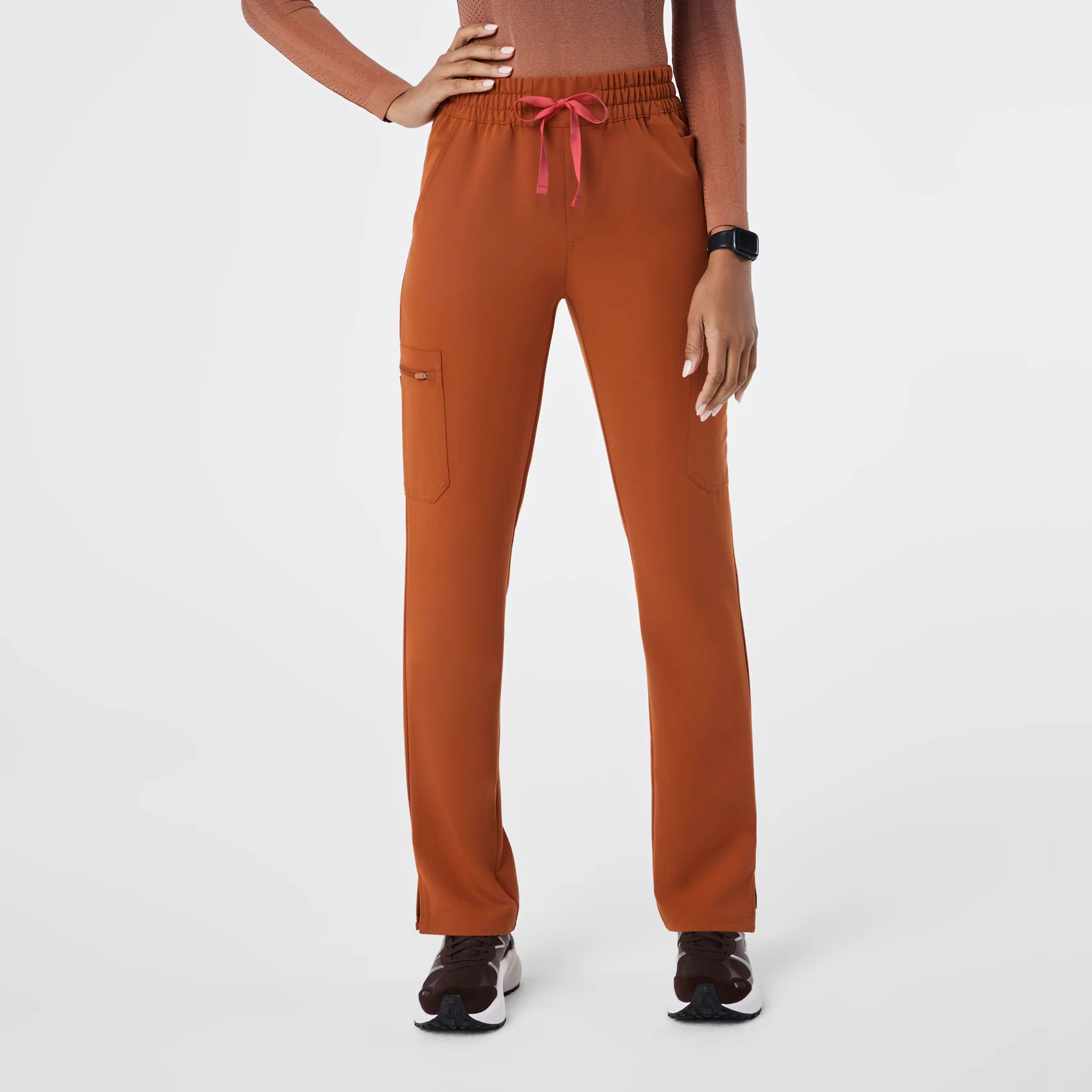 Women’s High Waisted Dowa Scrub Pants - Dirty Chai · FIGS | FIGS