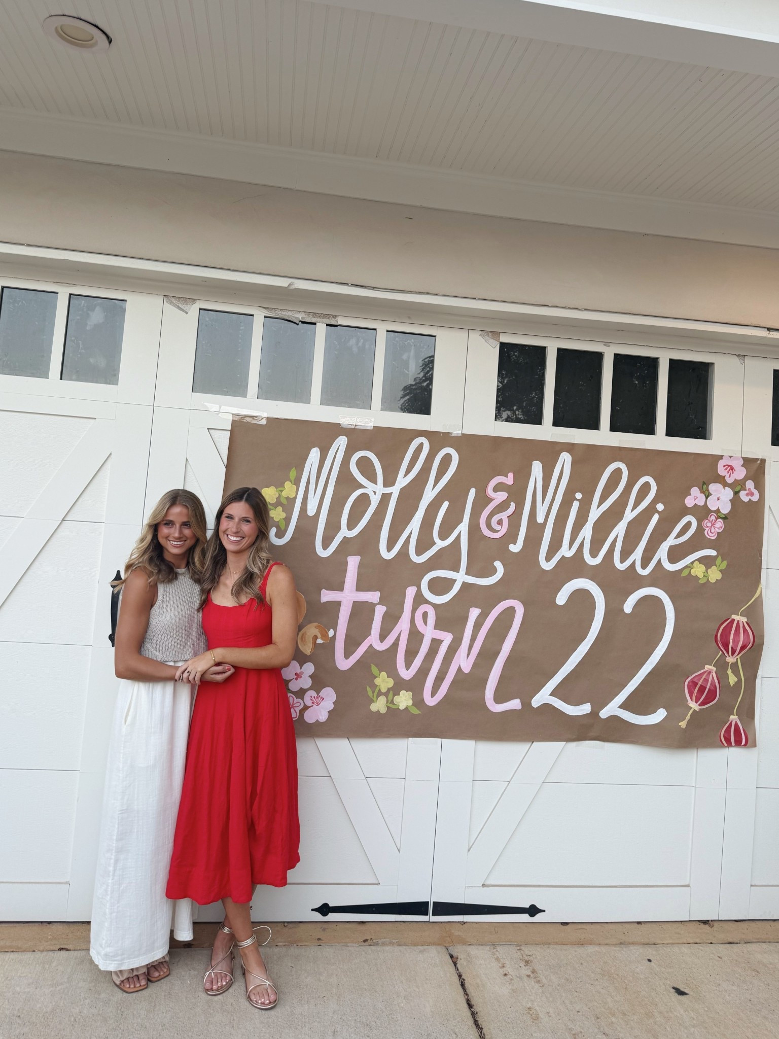 My go-to shoe!!!! No joke I wear them twice a week! Just ordered nude! 

#strappysandals #summershoes #amazonfinds #goldsandals

#LTKFindsUnder50 #LTKStyleTip #LTKSeasonal