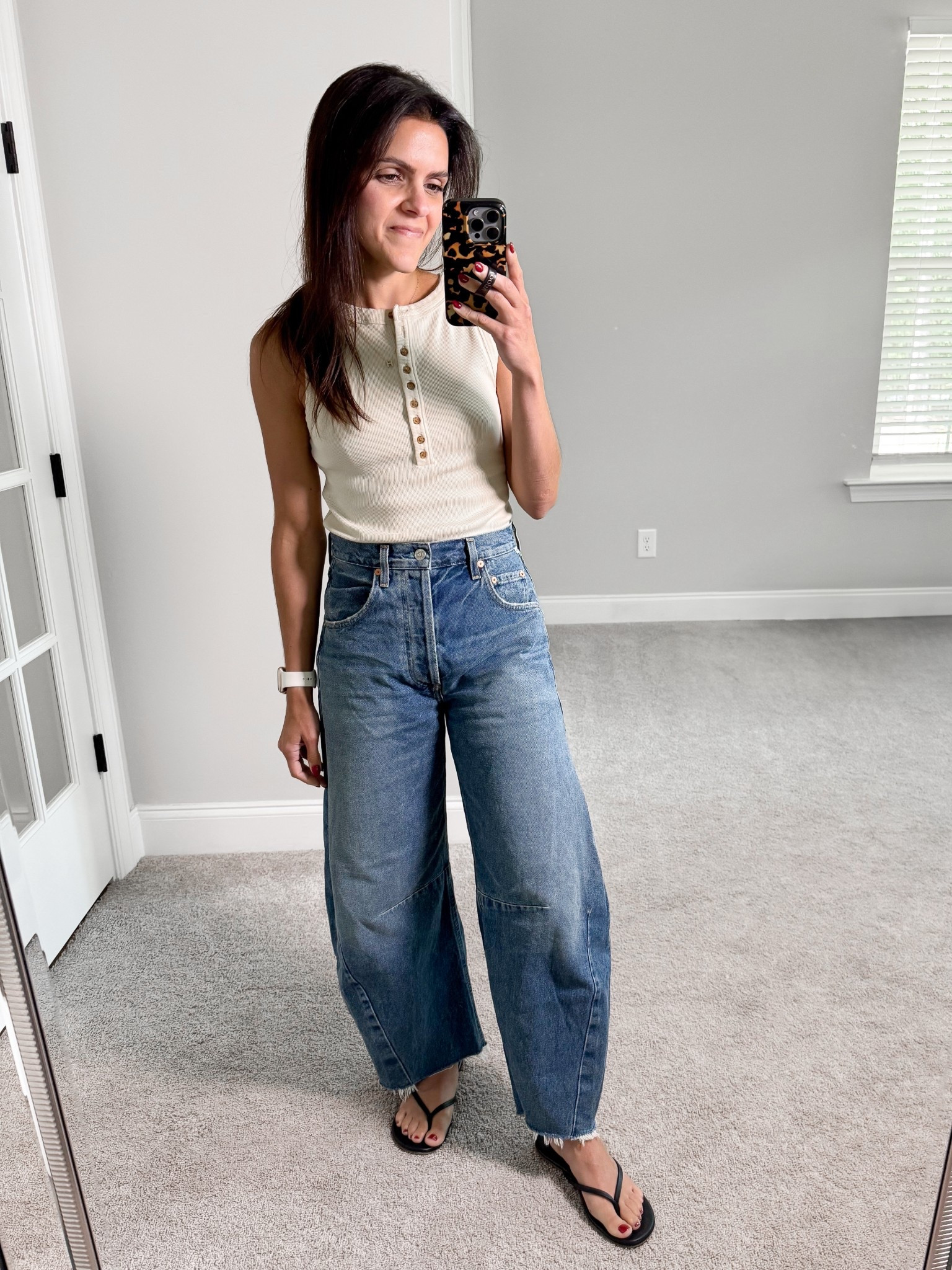 What I wore:
Henley tank: Sézane, S
Barrel Jean: Citizens of Humanity, 23
Flip flops: Amazon, tts


#LTKStyleTip