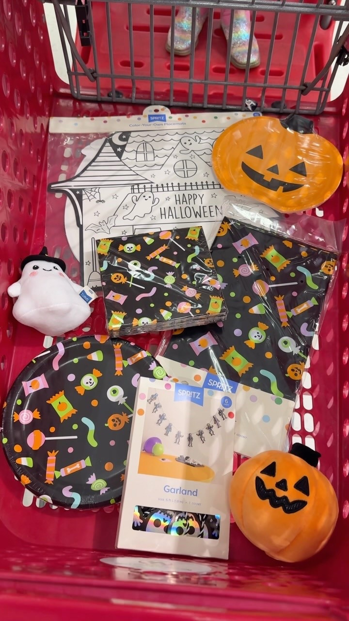 NEW Halloween Party finds at Target! 🎃🐈‍⬛👻 Not online yet (hopefully tomorrow) but comment “SHOP” if you want a link sent when they are! 

 #Targetpartner #ltk #targetstyle #shoppingvlog #newattarget