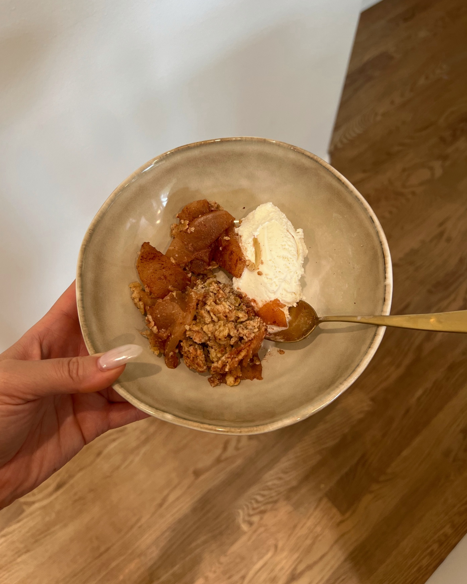 Bowl color: cappuccino 
Fave Amazon bowls!! They wash well in the dishwasher too 

#LTKHome #LTKFindsUnder50