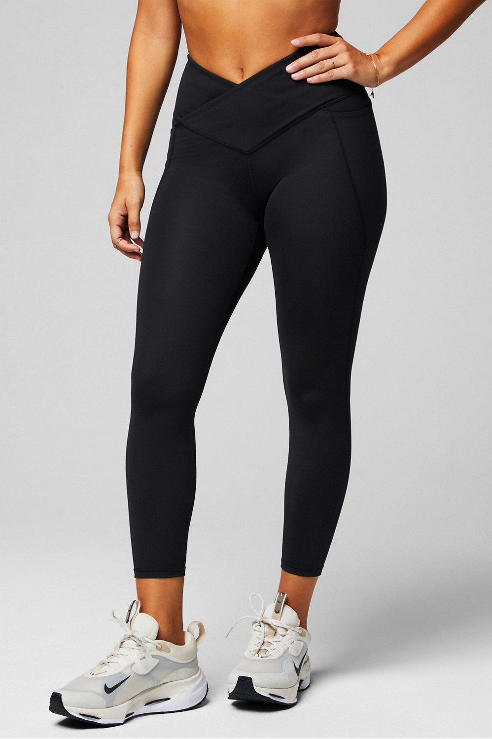 Oasis PureLuxe HW Crossover 7/8 Legging | Fabletics - North America
