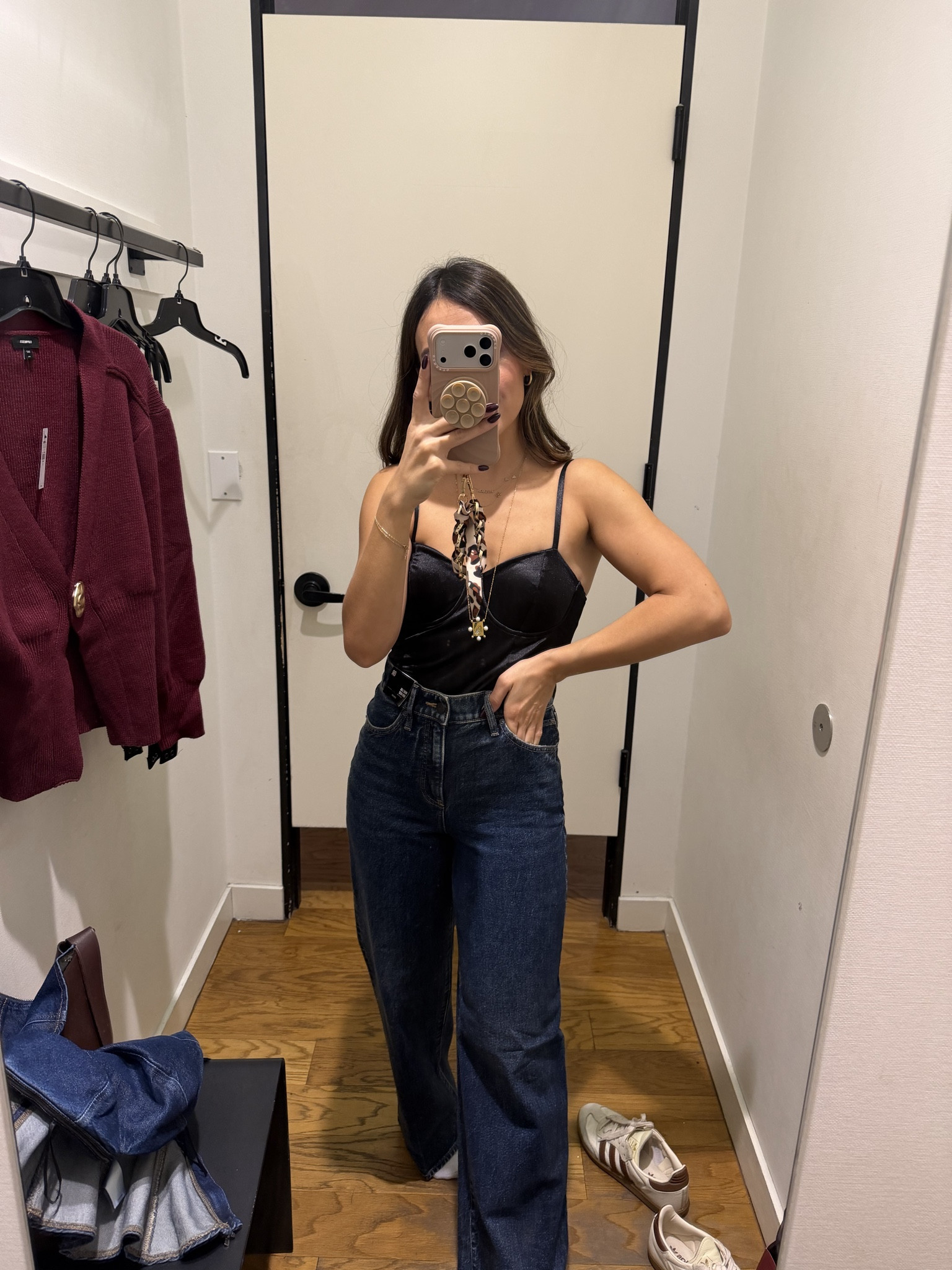 Xs bodysuit 0 regular jeans! 

#LTKSaleAlert #LTKCyberWeek #LTKPetite