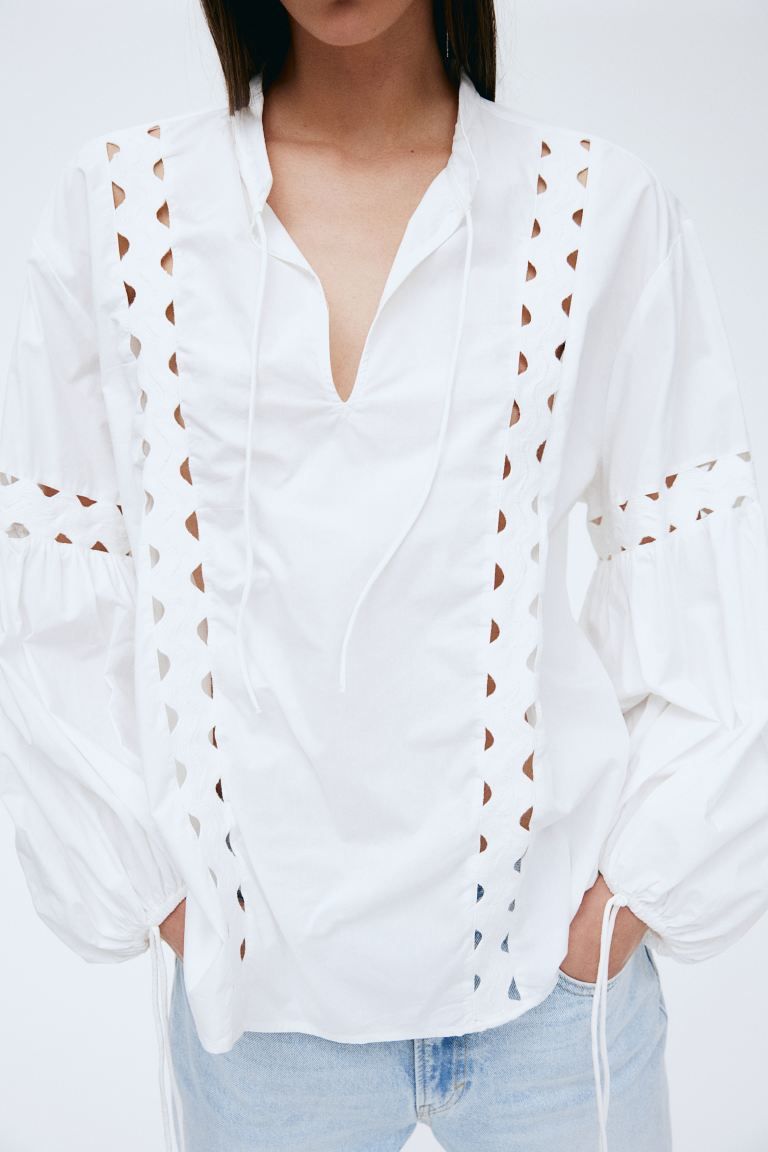 Embroidery-detail blouse - White - Ladies | H&M GB | H&M (UK, MY, IN, SG, PH, TW, HK)