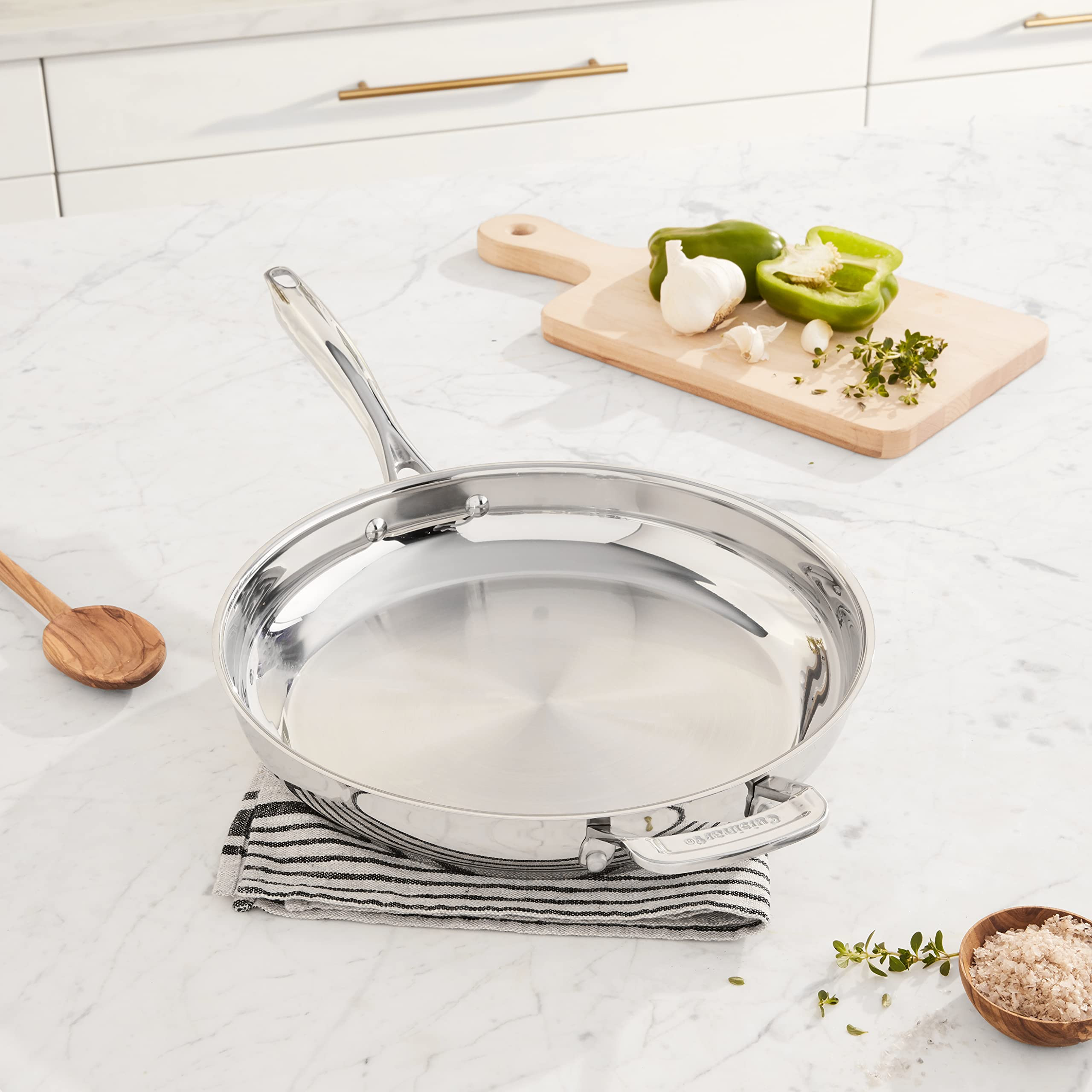 Cuisinart Professional Stainless Skillet with Helper, 12-Inch | Amazon (US)