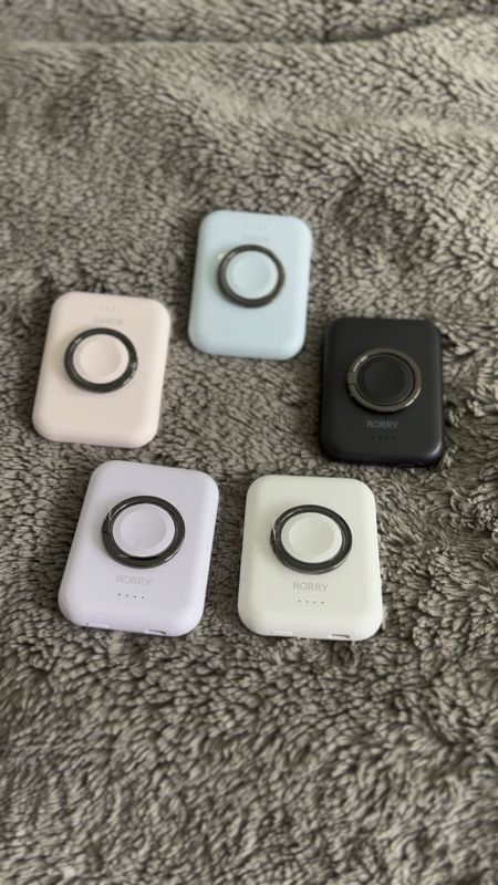 A closer look at all 5 colors of these 3 in 1 wireless chargers! These are on Amazon and they are all $36!!

#LTKtravel #LTKsalealert #LTKmidsize