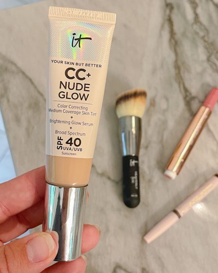 My favorite CC cream and foundation brush are 25% off with code LTKEVENT

#itcosmetics #makeup


#LTKsalealert #LTKbeauty #LTKSale