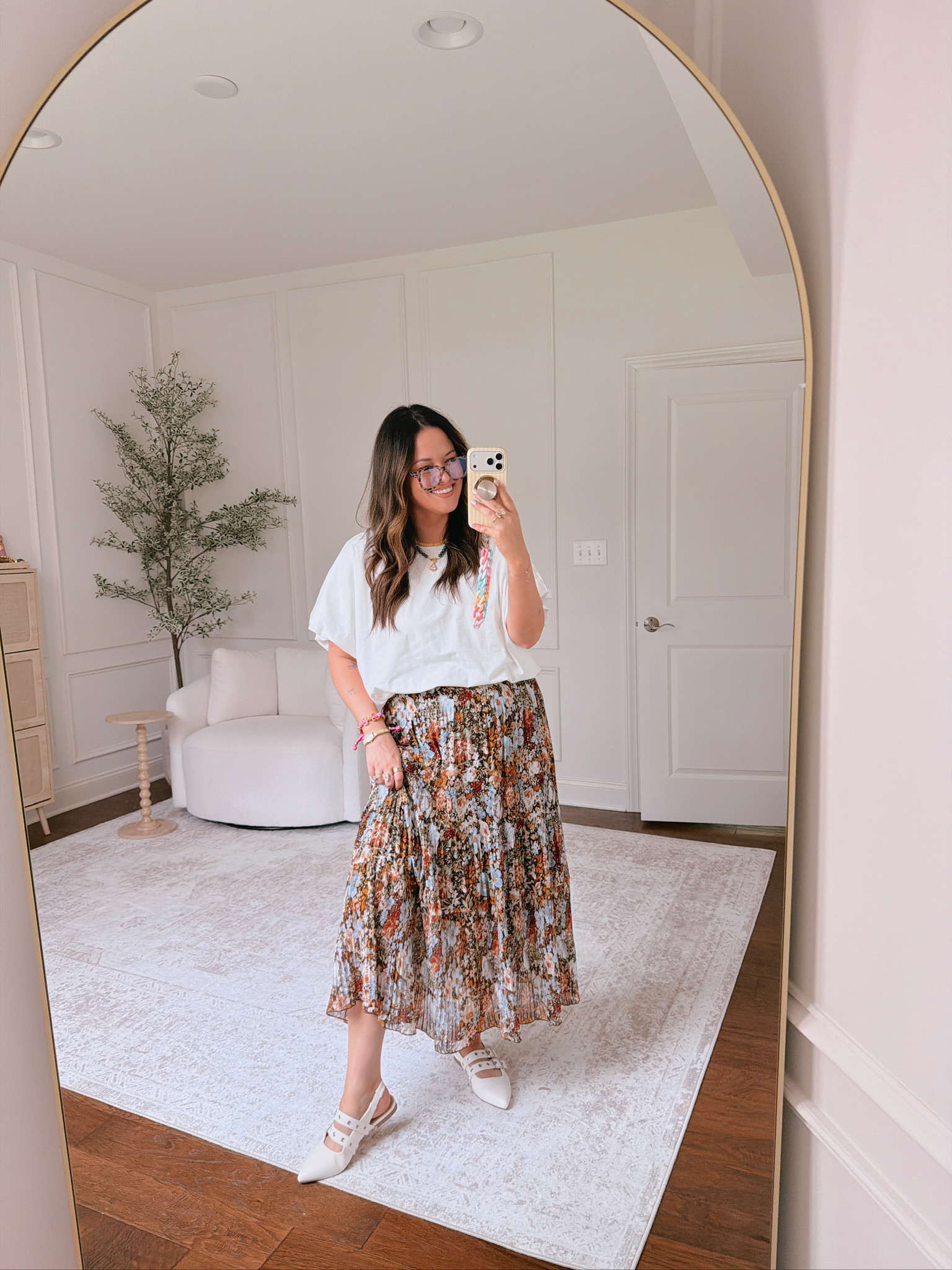 wearing an XL in the top and L in the skirt 

 #LTKSeasonal #LTKMidsize