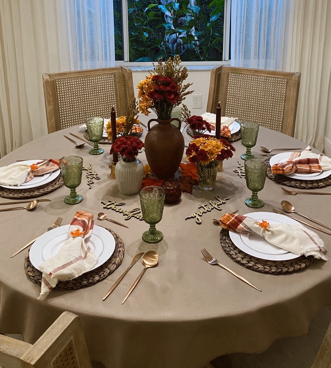 thanksgiving | friendsgiving | tablescape 


#fall #falldecor #falldesign #fallhomedecor #fallstyle #fallideas #ltkholiday #tablescape #tablesetting #thanksgiving #thanksgivingdinner #friendsgiving #ltkgiftguide #giftguide #giftsforher #giftsforhome #lastminutegifts #amazon #holidaydinner #amazonhome #seasonal #ltkholidaysale #blackfriday #cybermonday #ltkcyberweek #ltkhome #ltkaalealert 

#LTKSeasonal #LTKHoliday #LTKparties