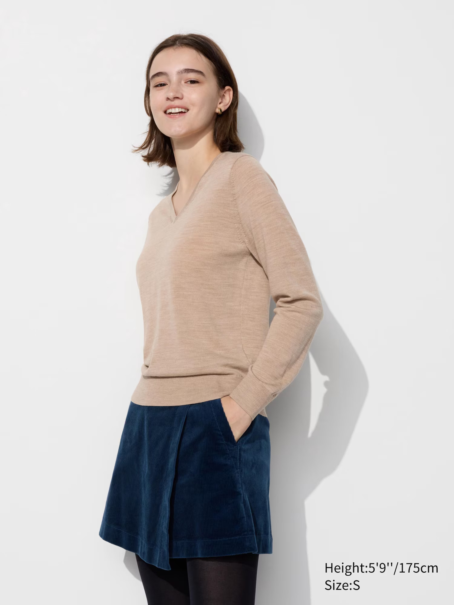 100% Merino V Neck Jumper | UNIQLO (UK)