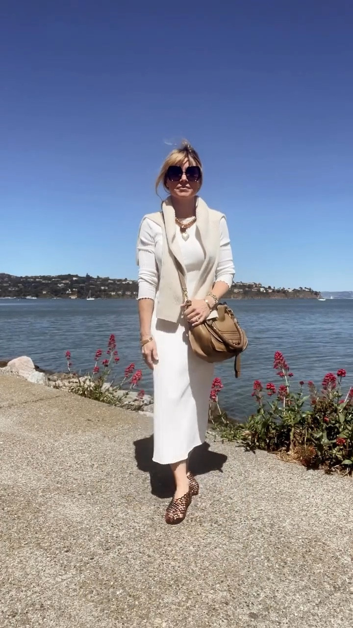 What I wore to lunch on the water in Sausalito. This ribbed dress is great for travel. 

#LTKootd #LTKTravel #LTKSeasonal