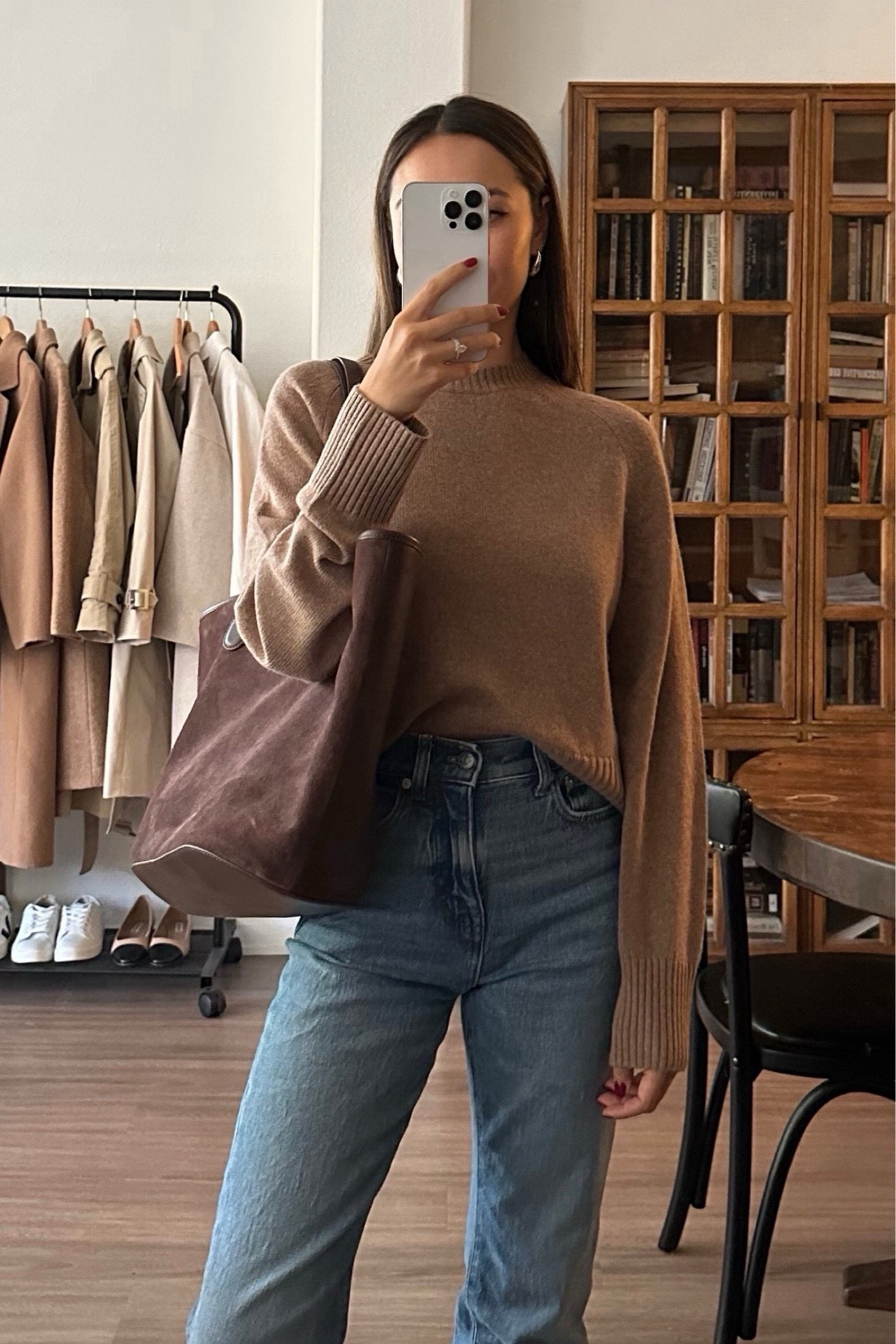 Fall details & textures 

Fall / fall outfit / details / suede / cashmere / denim 

#LTKSeasonal