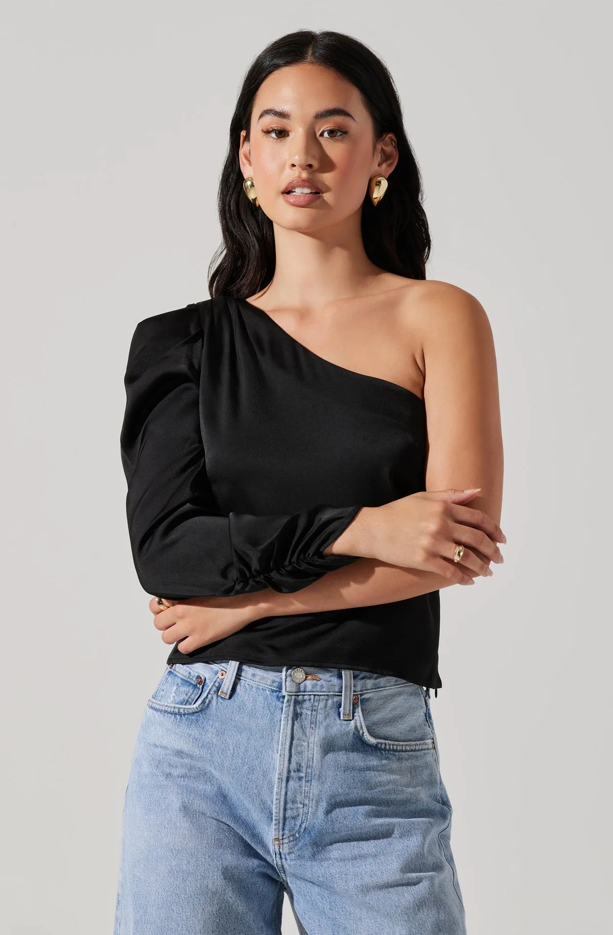 Asymmetrical Puff Sleeve Top | ASTR The Label (US)