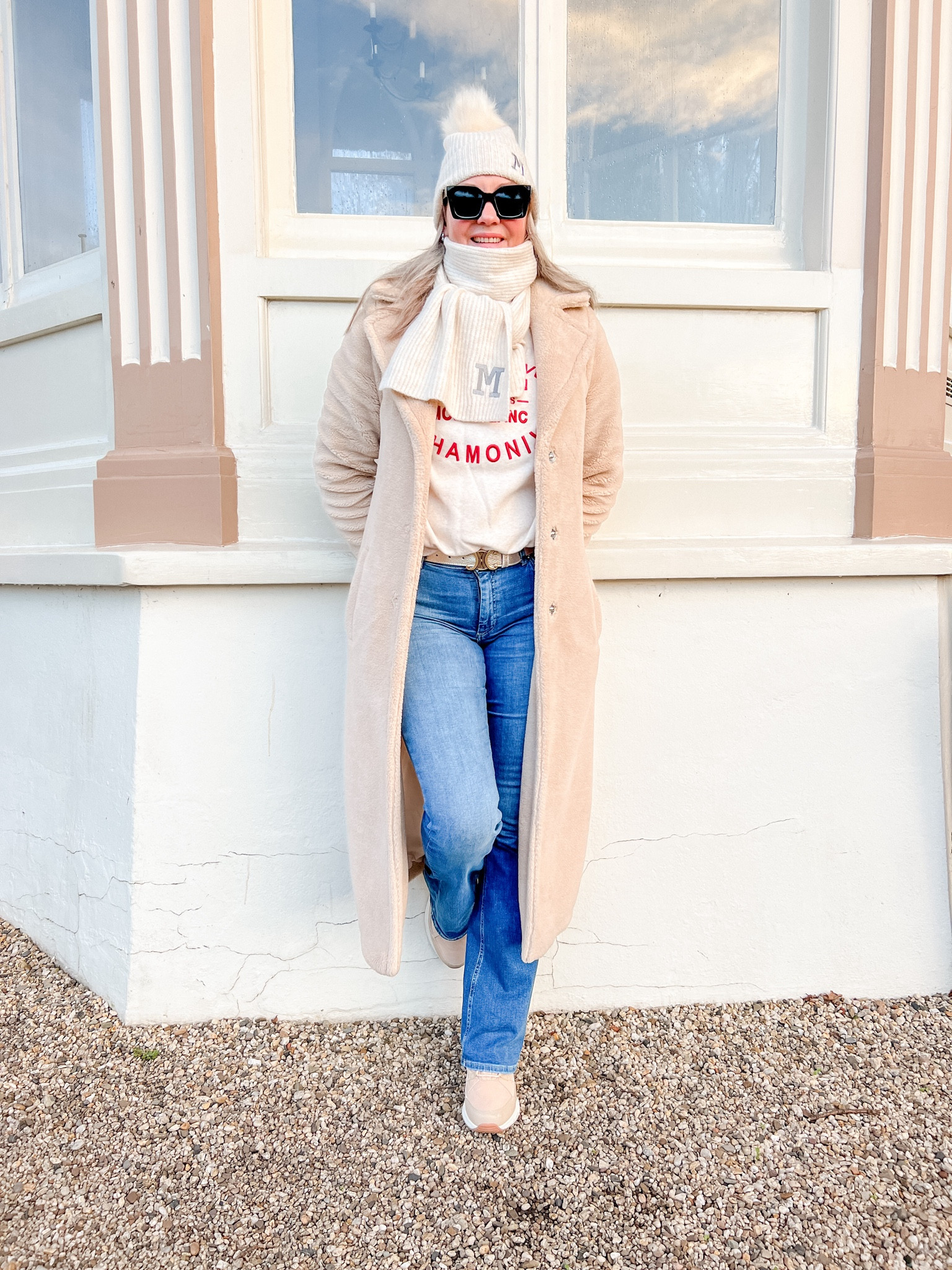 Bundled up for a cold walk. Teddy coat, beige sweater, bootcut jeans and snowboots. Hat and scarf are Primark. 

#LTKstyletip #LTKSeasonal #LTKeurope