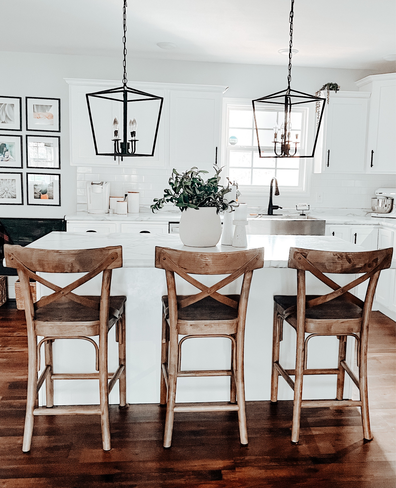 Technology news and reviews image