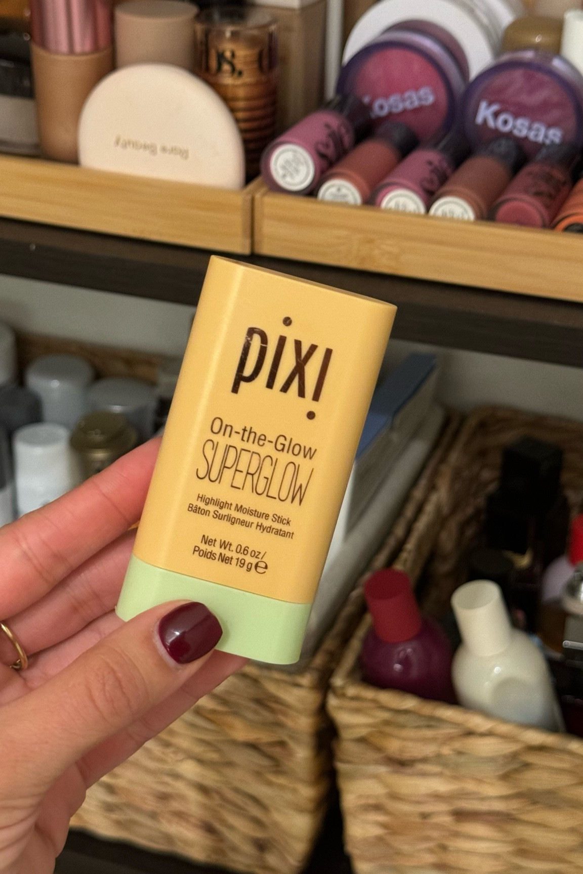 Gilded gold for a gorge highlight glow 