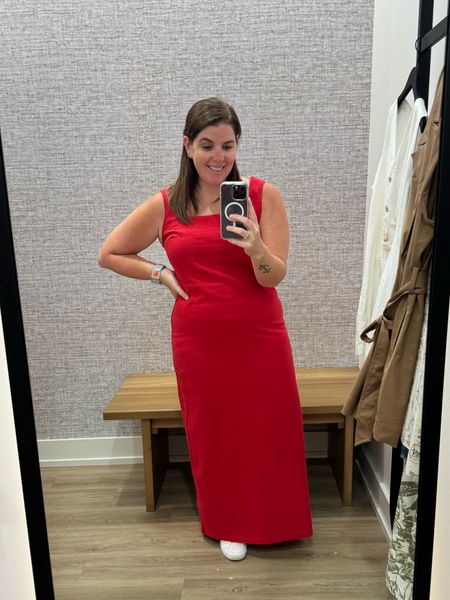 The word obsessed doesn’t even begin to cover how I feel about this Abercrombie dress! It is linen, it is a maxi length (I’m 5’5 for reference) and is just a gorgeous dress! The dress runs TTS, it does come in a few other color options and is 20% off, plus you get an additional 15% off with the code in the LTK app! 

#LTKSaleAlert #LTKMidsize #LTKStyleTip