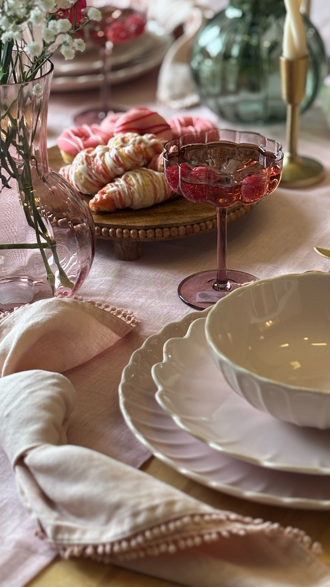 a little bubbly moment for spring + mother’s day 💕

these pink cranberry mimosas are so easy but feel elevated — and the scalloped glasses make it

everything is from wayfair and linked on my ltk ✨

@wayfair #WayfairPartner #ad #Wayfair #springhosting #mothersdaybrunch #cocktailinspo #pinkdrinks #ltkhome #liketkit