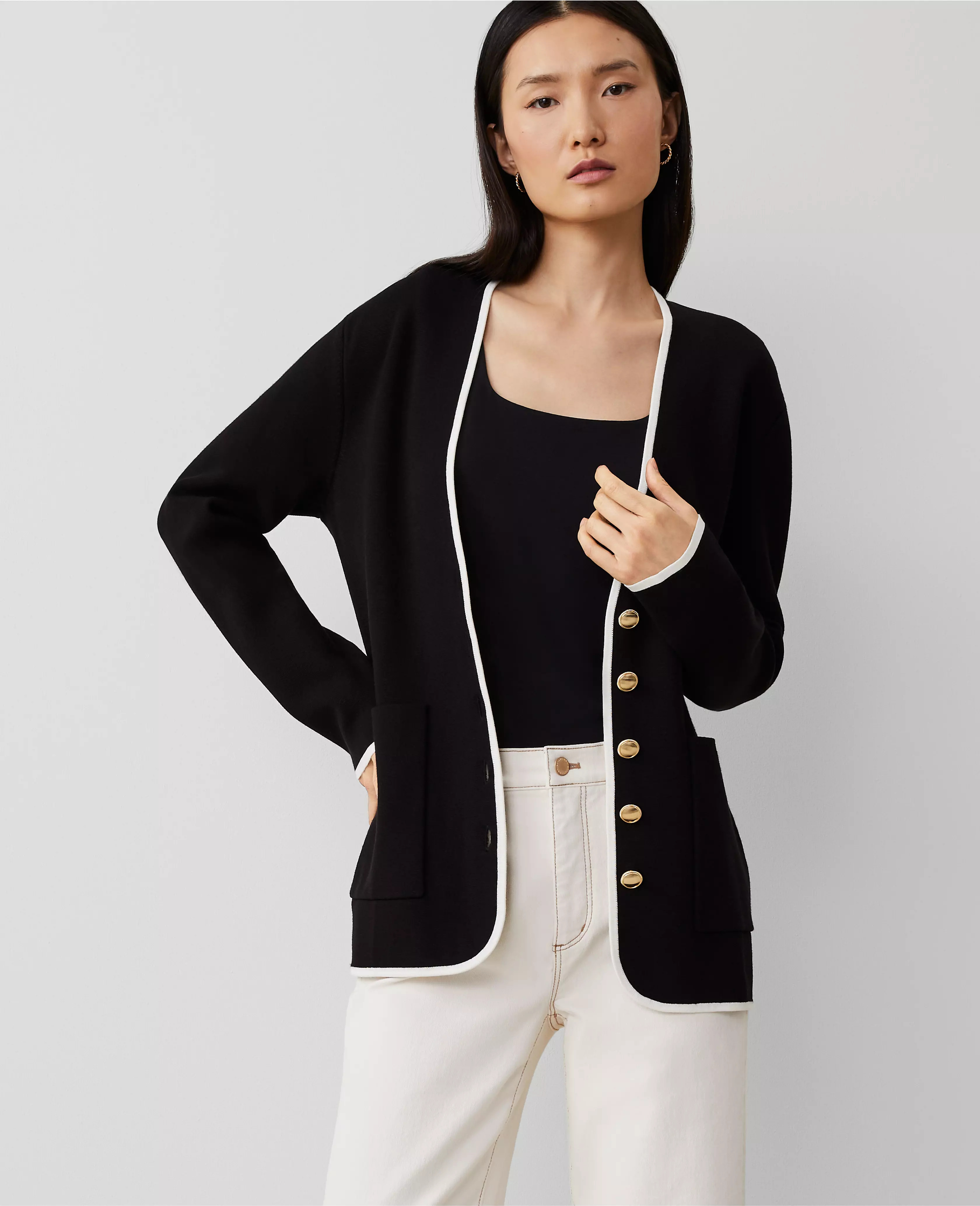 Petite Tipped V-Neck Sweater Blazer | Ann Taylor (US)