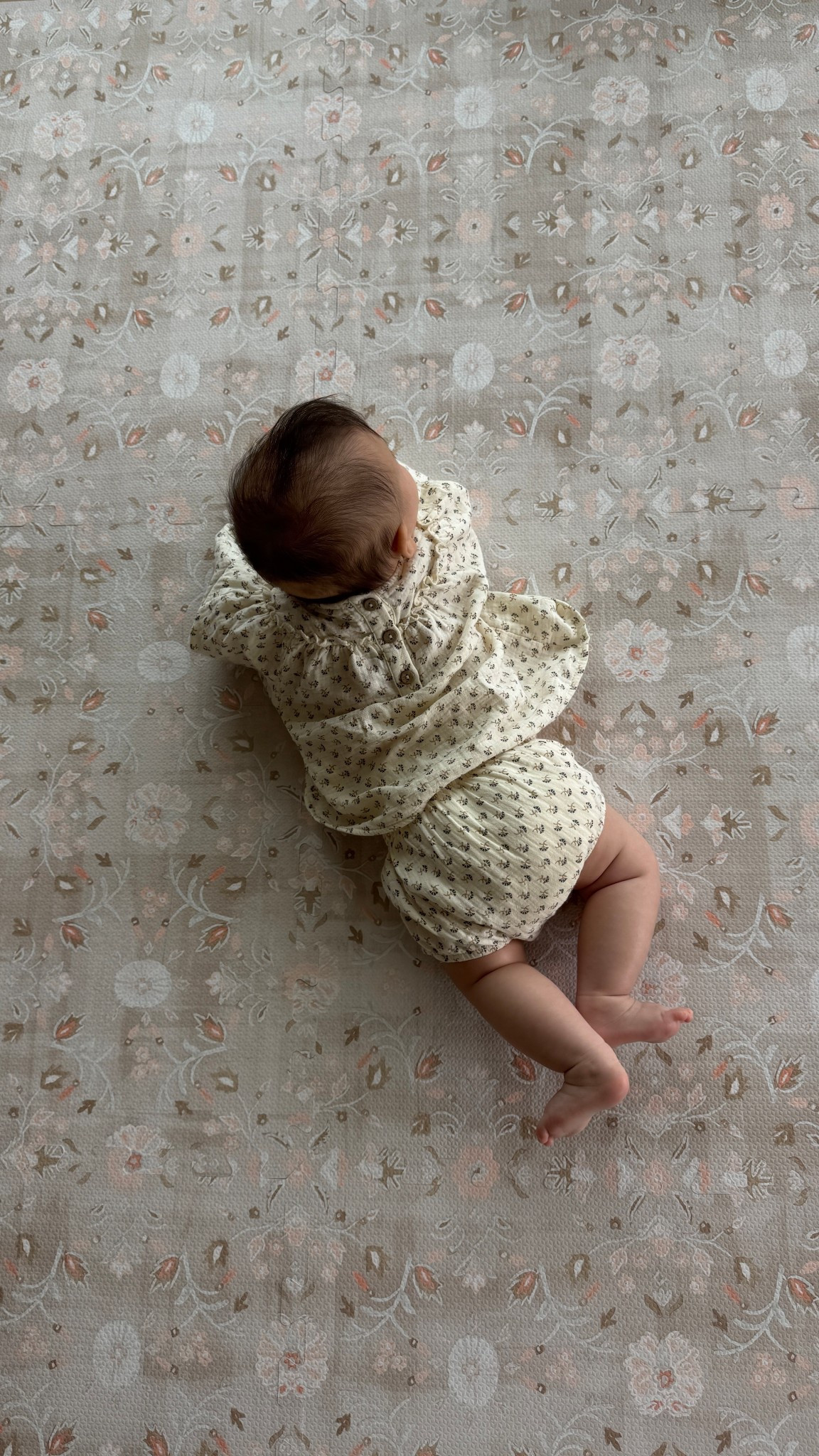 non toxic, easy to clean, and aesthetic playmats! perfect for any space at home. we have the print GEMMA 💕 use THELUXILOOK10 for a discount