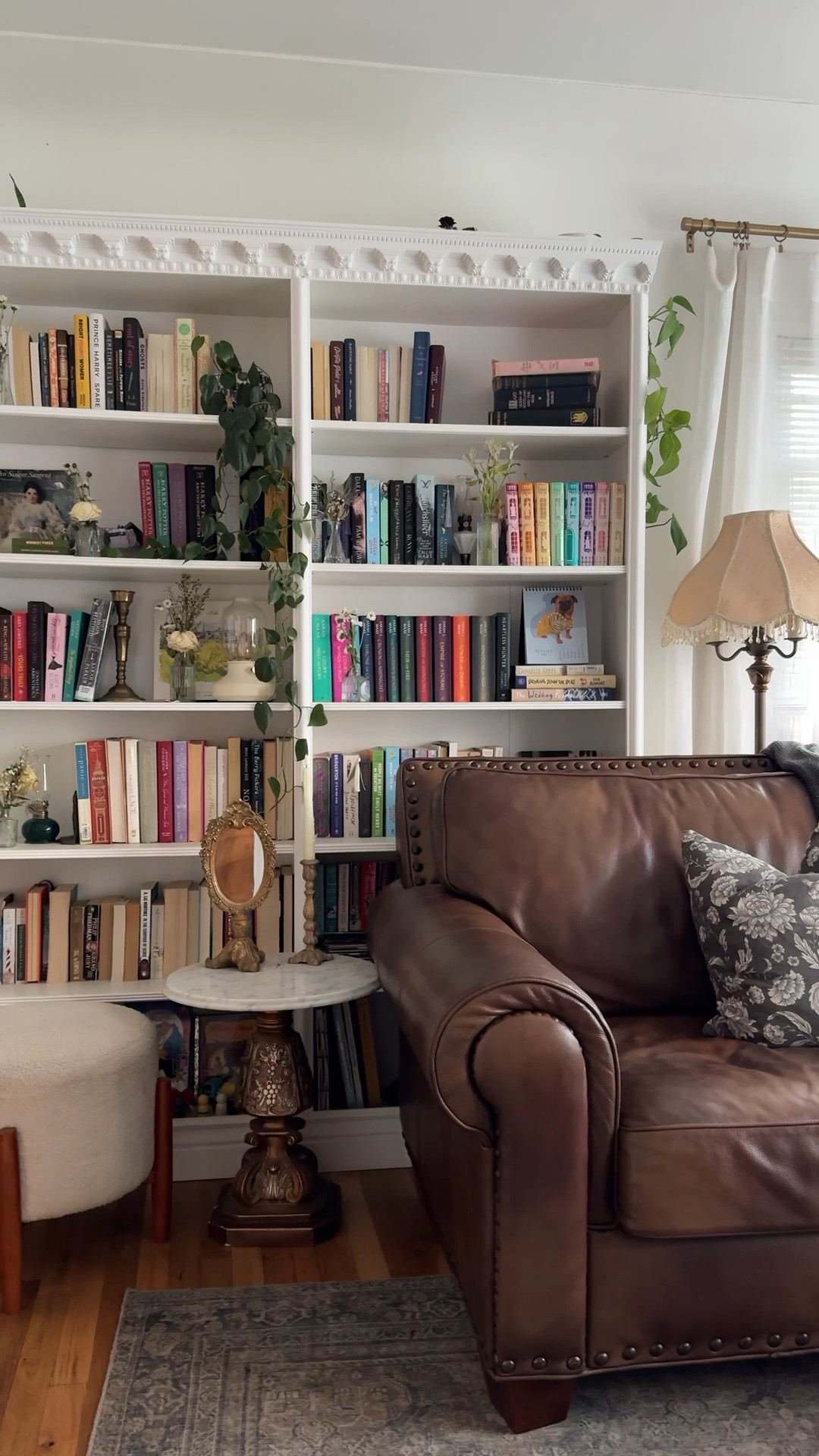 #ad ✨Books + cozy corners = pure magic✨ Snagged these beauties at @Target as a little surprise for my sister’s book nook 💛📚 Can’t wait for all the curling-up-with-a-good-book moments, warm drinks, and soft blanket vibes 🫶☕📖 Every page deserves a little love, just like this corner of hers! #target #targetpartner #targetbooks @target 