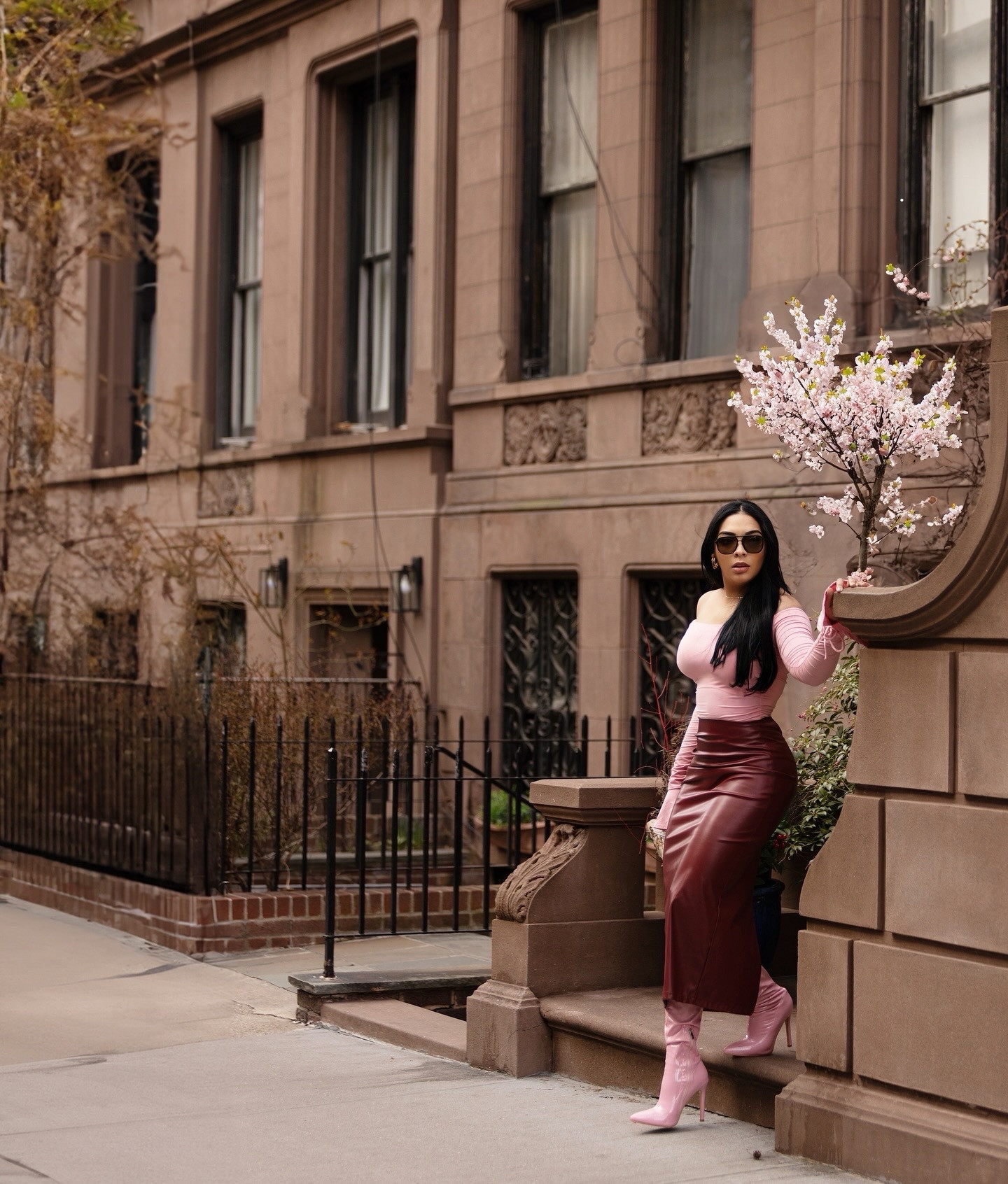 Spring in my step, power in my palette. Soft tones, bold soul.”
When the season blooms, so do I.
#SpringStyle #PowerPastels #SoftButStrong #StreetChic #SeasonOfMe

@amazon 
@shein 