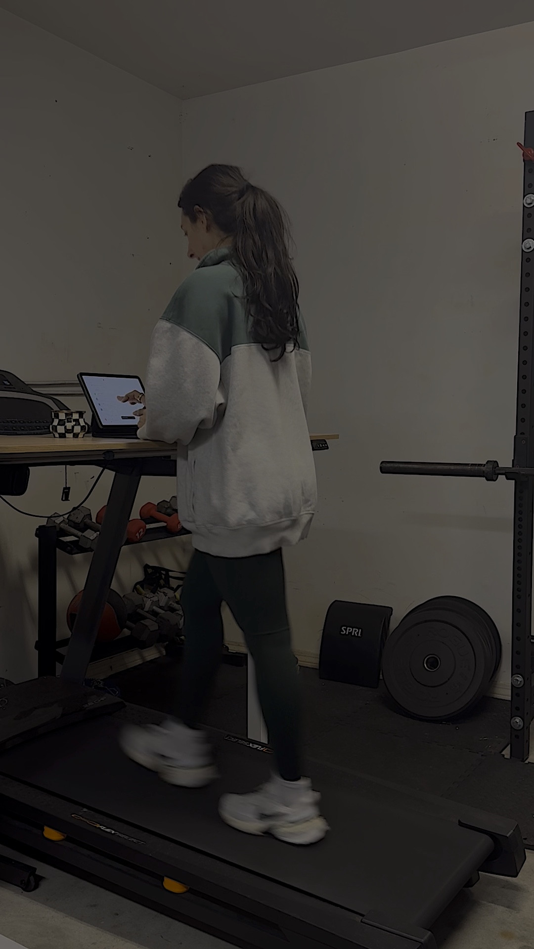 Adding a stand up desk to the home gym has been a game changer for me lately 🤝🏼 

#LTKFitness #LTKActive #LTKHome