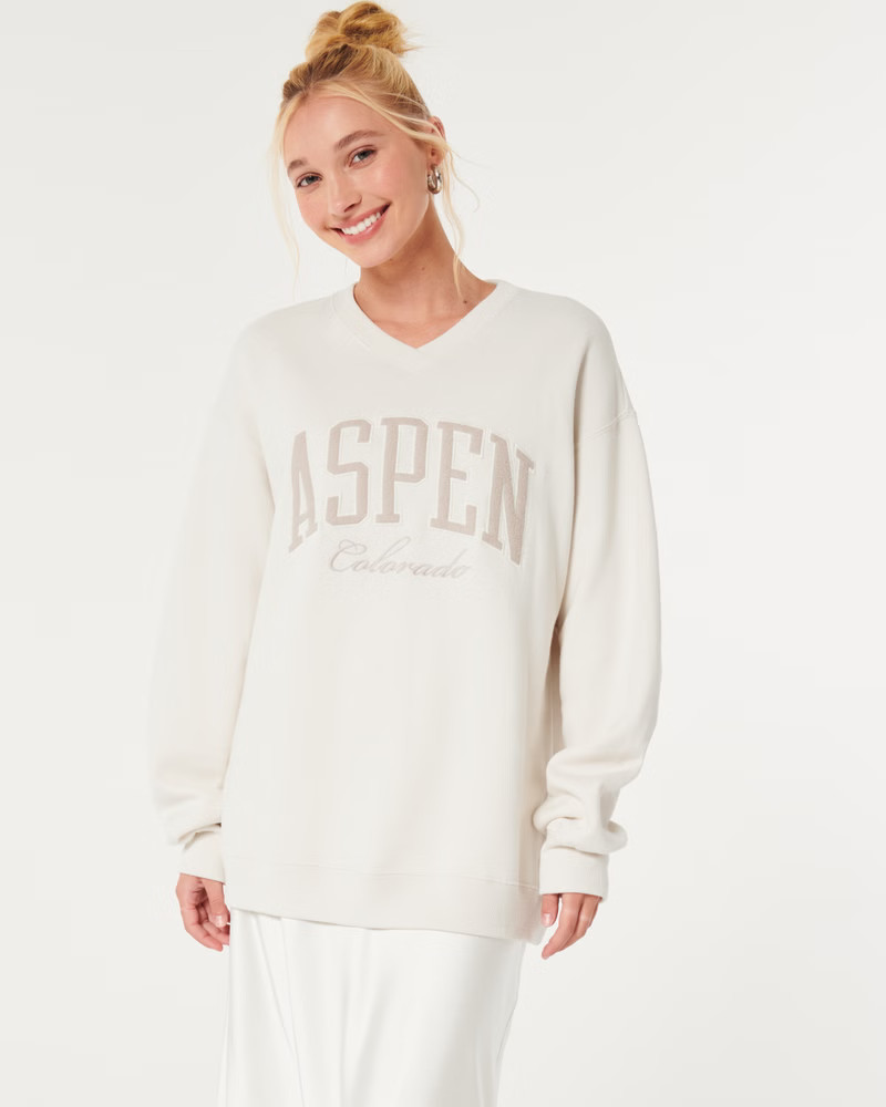 Oversized Aspen Graphic Crew Sweatshirt | Hollister (US)