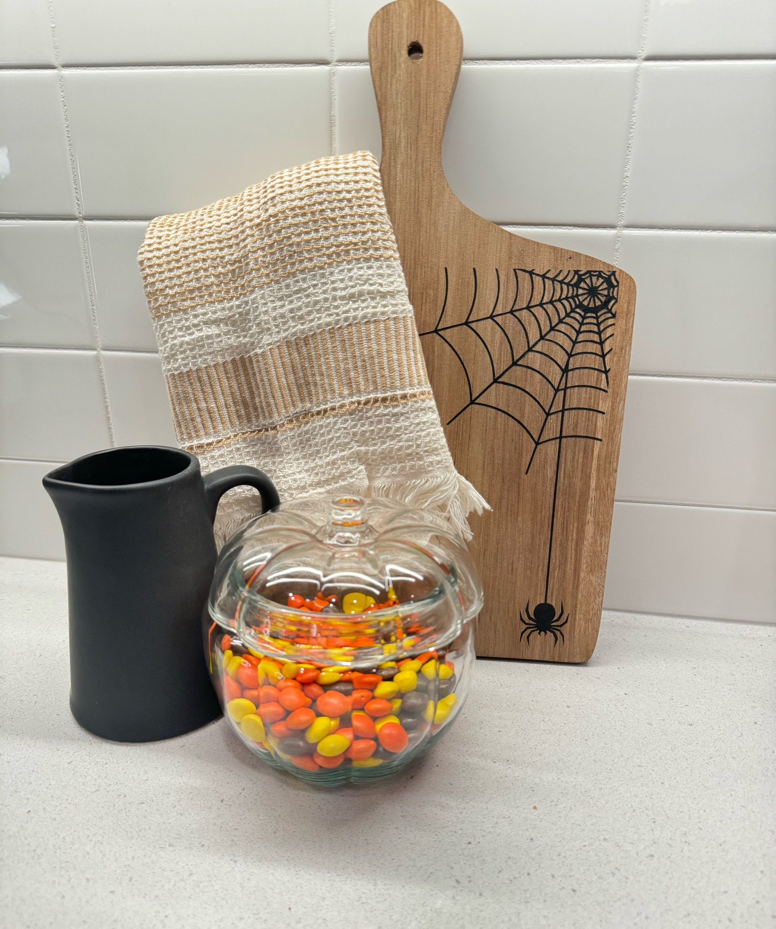 Fall Kitchen Decor 🕸️🕷️🎃

#LTKHome #LTKSeasonal #LTKFallSale