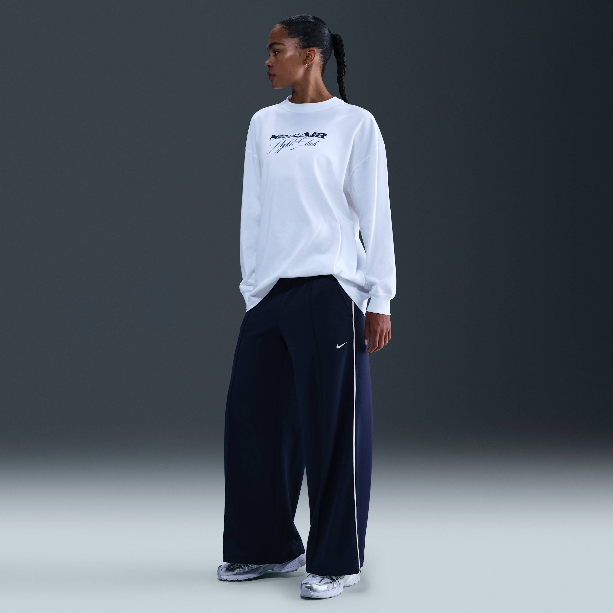 Women's Nike Sportswear Mid-Rise Wide-Leg Track Pants in Blue | IH8514-410 | Nike (US)