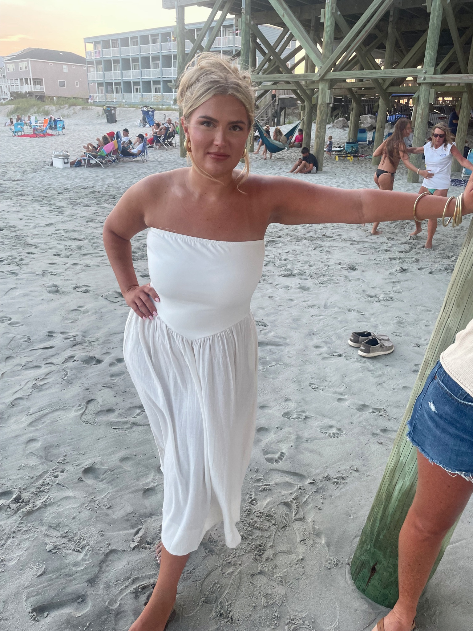 Wearing a size large in this dress!! 

#LTKSummerSales #LTKMidsize #LTKSeasonal