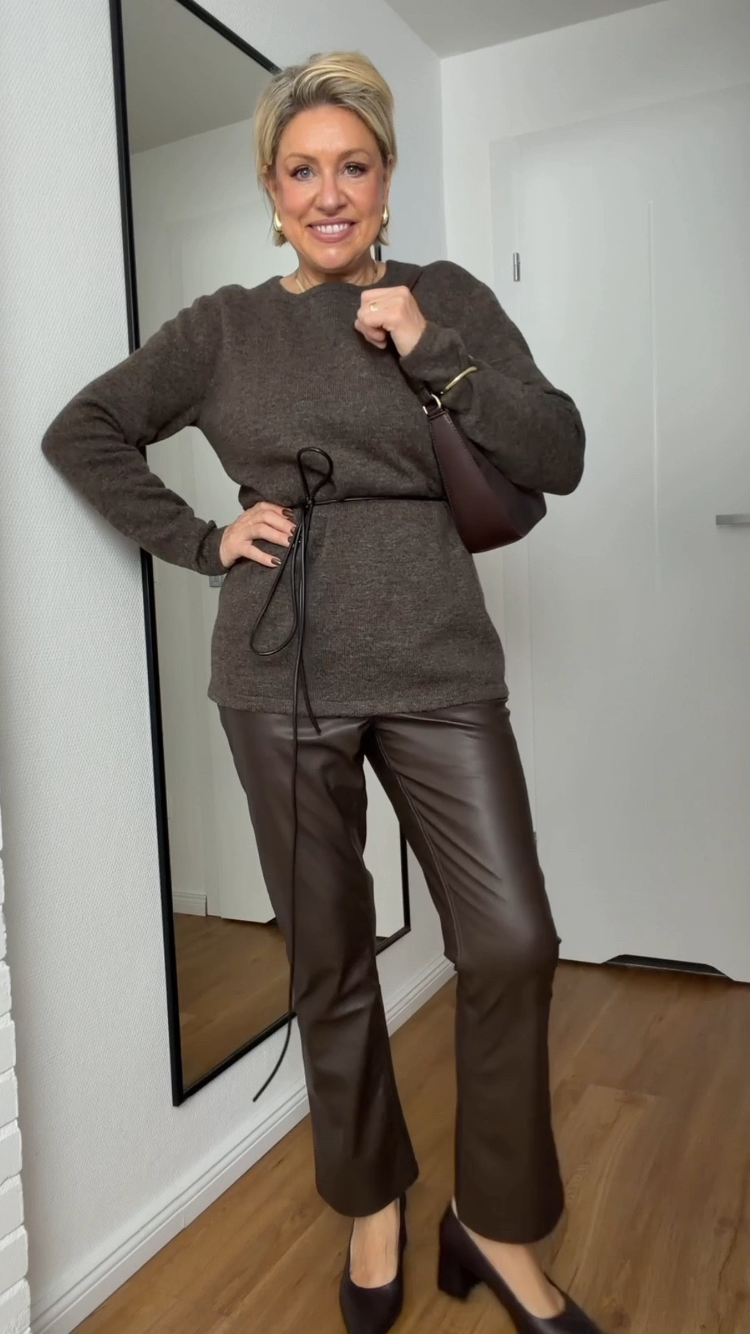 Herbstlook in Braun 🍂
Code: ula15bp
(Gültigkeit: 27.10 .-einschl. 29.10.2025; 15% auf Alles; einmalig einlösbar pro Kundin; gilt in DE App & Webshop)


#LTKautumn #LTKü50 #LTKstyletip