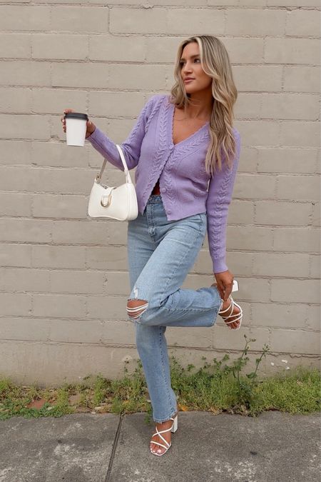 Spring cardigan, spring outfit, lulus, white heels, spring outfit. 

#LTKstyletip #LTKfindsunder100 #LTKSeasonal