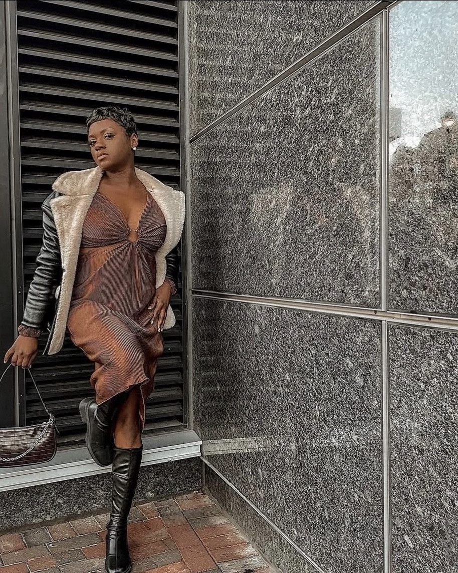 Obsessed with rich brown tones lately. The knit dress + leather jacket combo is that perfect balance of feminine and edge. Boots are comfy enough to actually walk in 