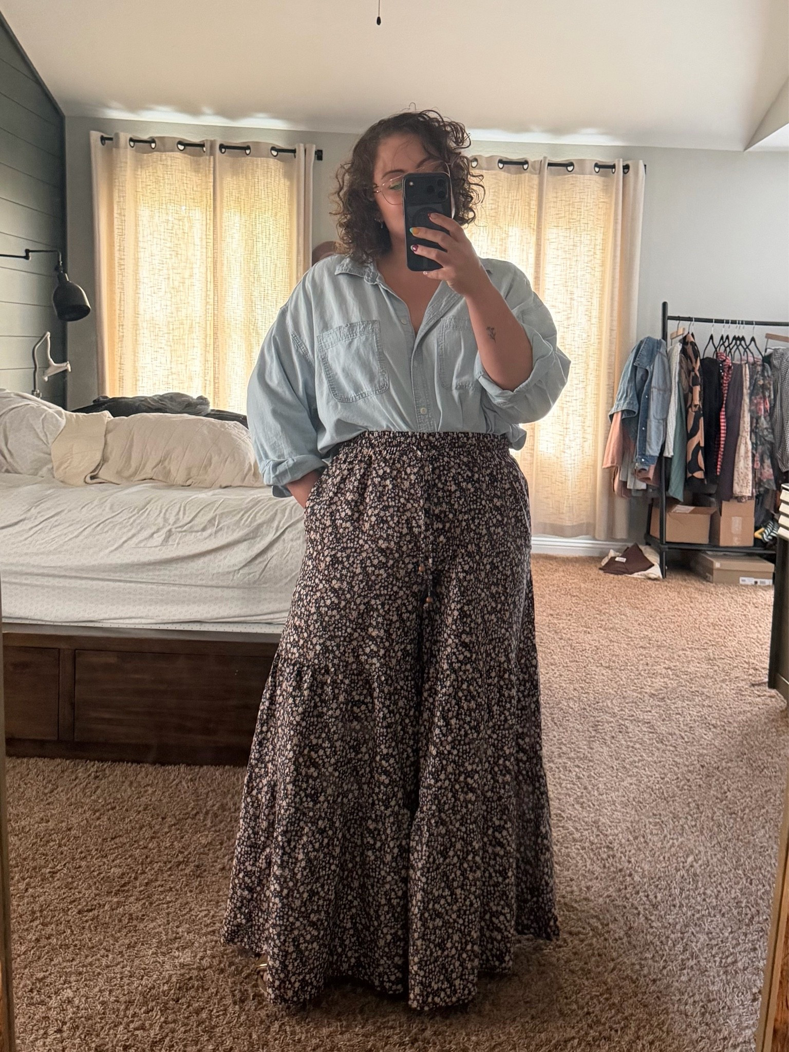 Pants 18/20 
Shirt XXL 

bust 42  //  waist 39 //  hips 50  //  5’6”

#LTKootd #LTKPlusSize #LTKMidsize