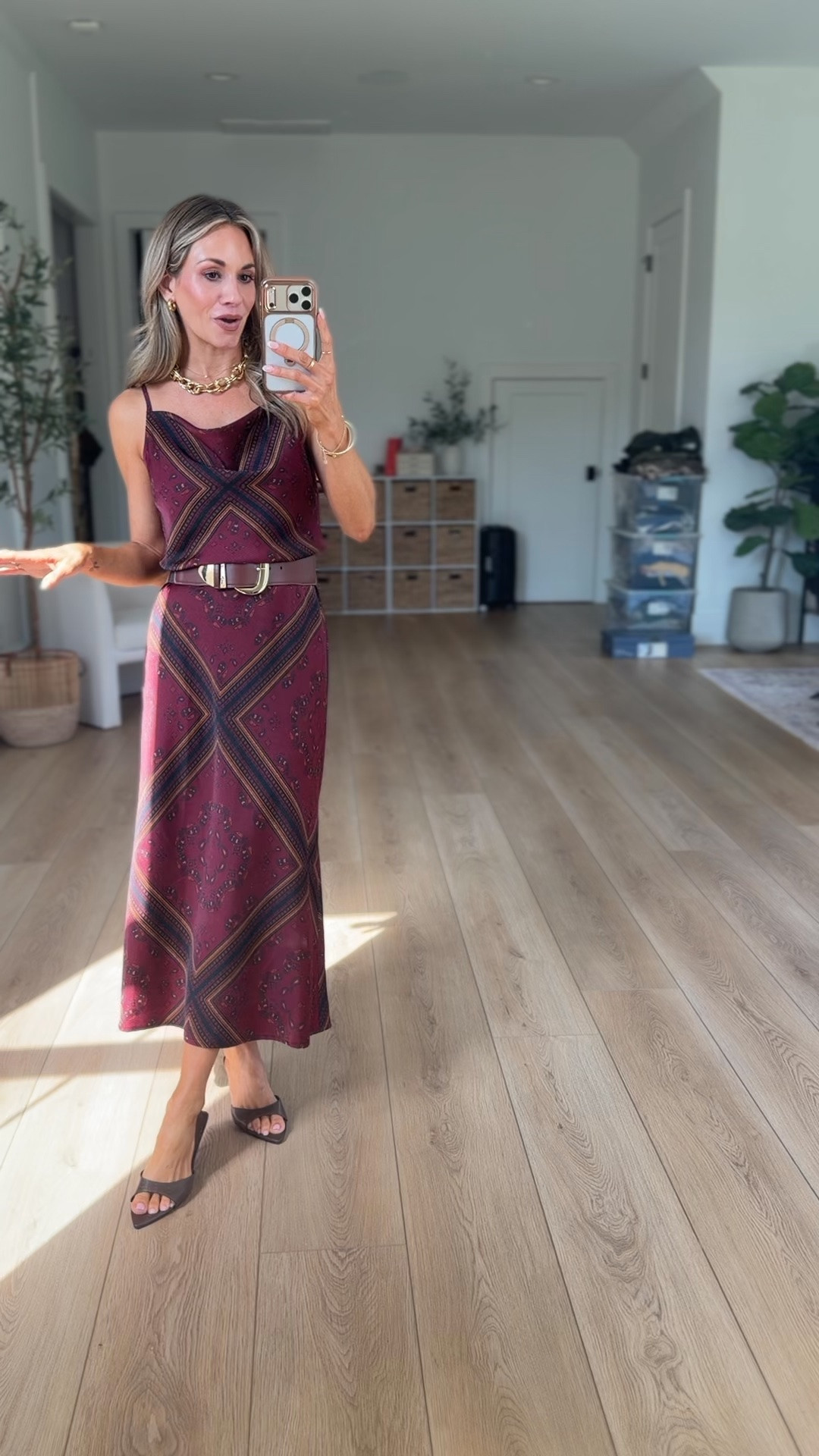 love this dress so much! perfect as well transition into fall! you can pair with heels or boots! seriously, so good! 🙌

#LTKootd #LTKSeasonal #LTKPetite
