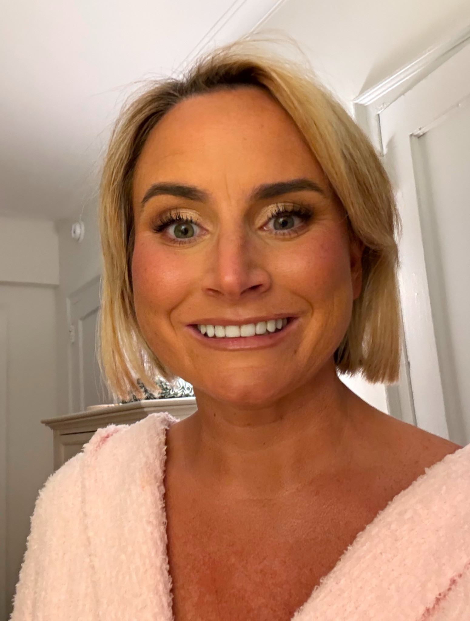 EMILYS MAKEUP ROUTINE 

#LTKGiftGuide #LTKBeauty