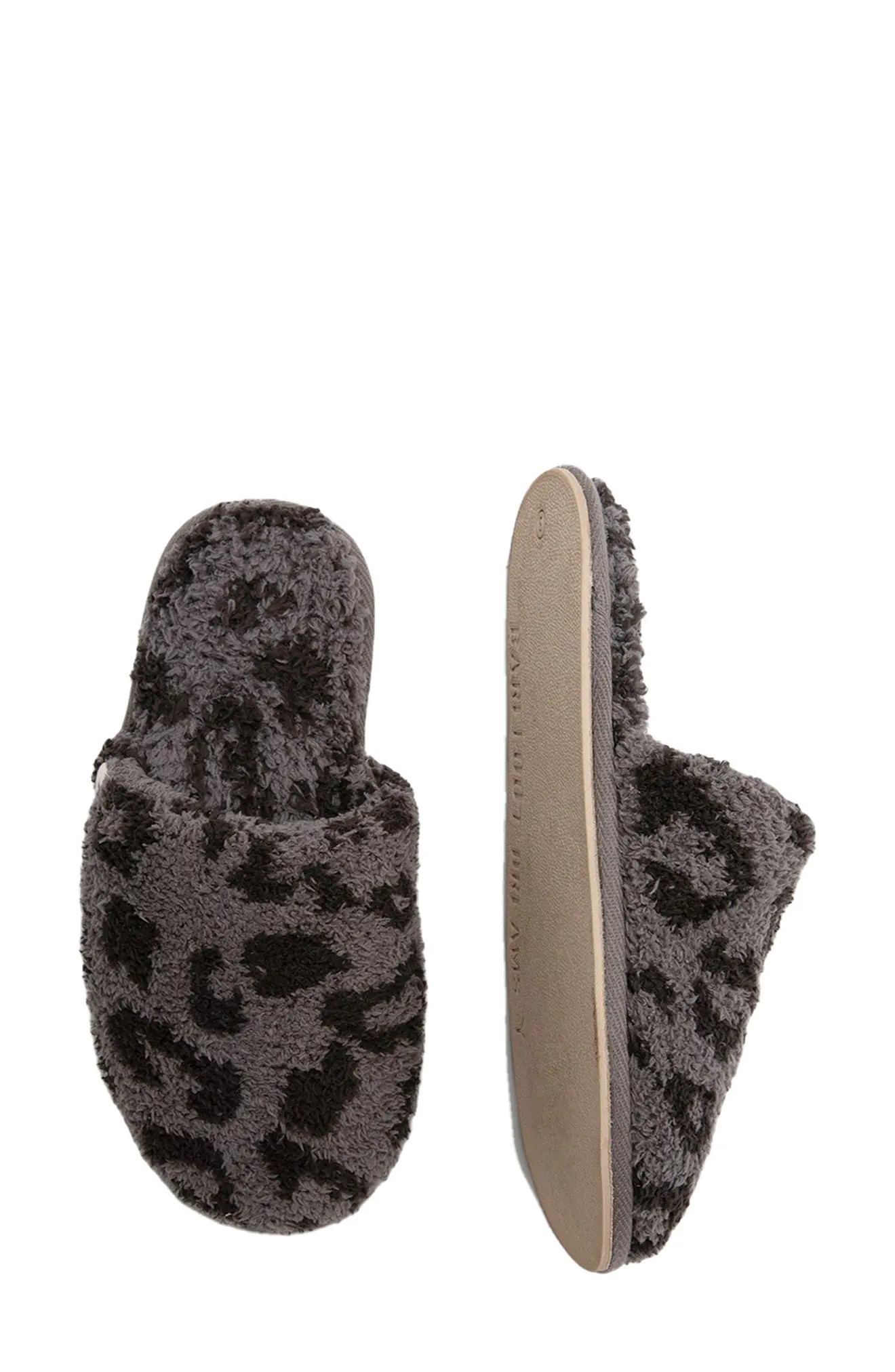 Women's Barefoot Dreams Cozychic(TM) Barefoot In The Wild Slipper, Size Large - Grey | Nordstrom
