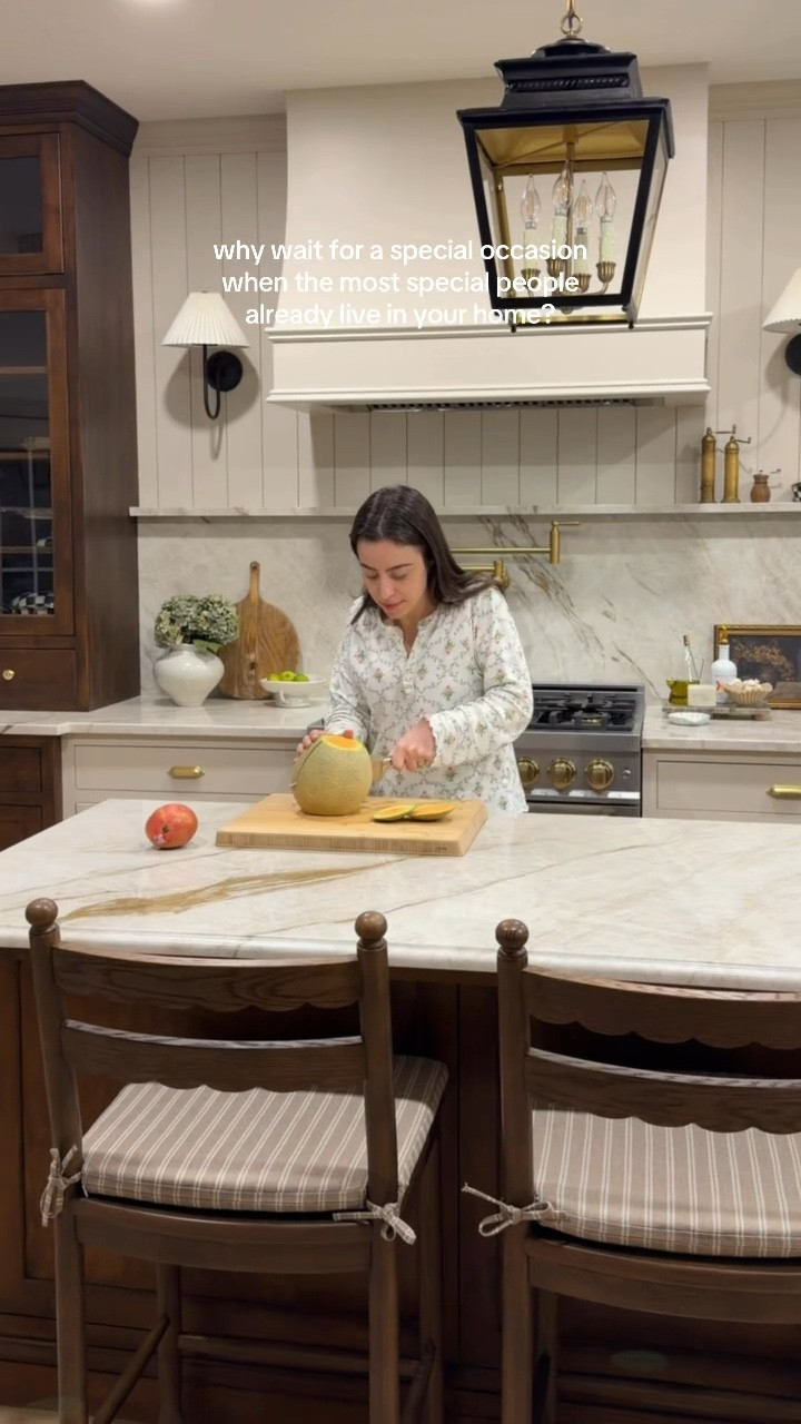 There’s nothing better than waking up in the morning and making a good breakfast for your family. I’ve linked everything I used, from the cooking appliances to the tableware—that I know you’ll love!

mom duties, kitchen essentials, furniture finds, convection oven, breakfast at home, home must haves, table napkins, tablescape inspo, ninja

#LTKfoodie #LTKdayinmylife #LTKHome