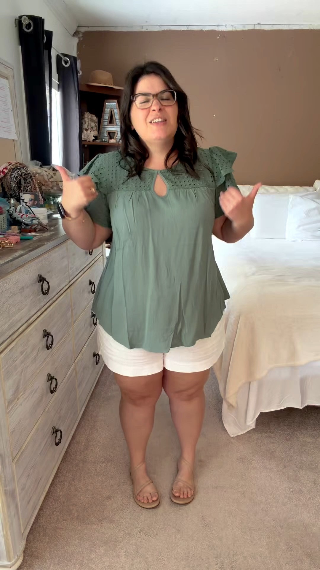 Frumpy to chic in 2.5 seconds 🙂‍↕️

Most frumpy outfits come down to one thing: proportions. 
No waist=boxy 🙂‍↔️ 
Adding shape (in this case with a tuck) made all the difference 🤌🏻

I linked everything I’m wearing! 
Size deets:
Shorts:XL (I did add in my own drawstring)
Top-Large

#midsizestyle #outfithack #stylingtips #howtostyle #everydaystyle

#LTKootd #LTKgrwm #LTKMidsize