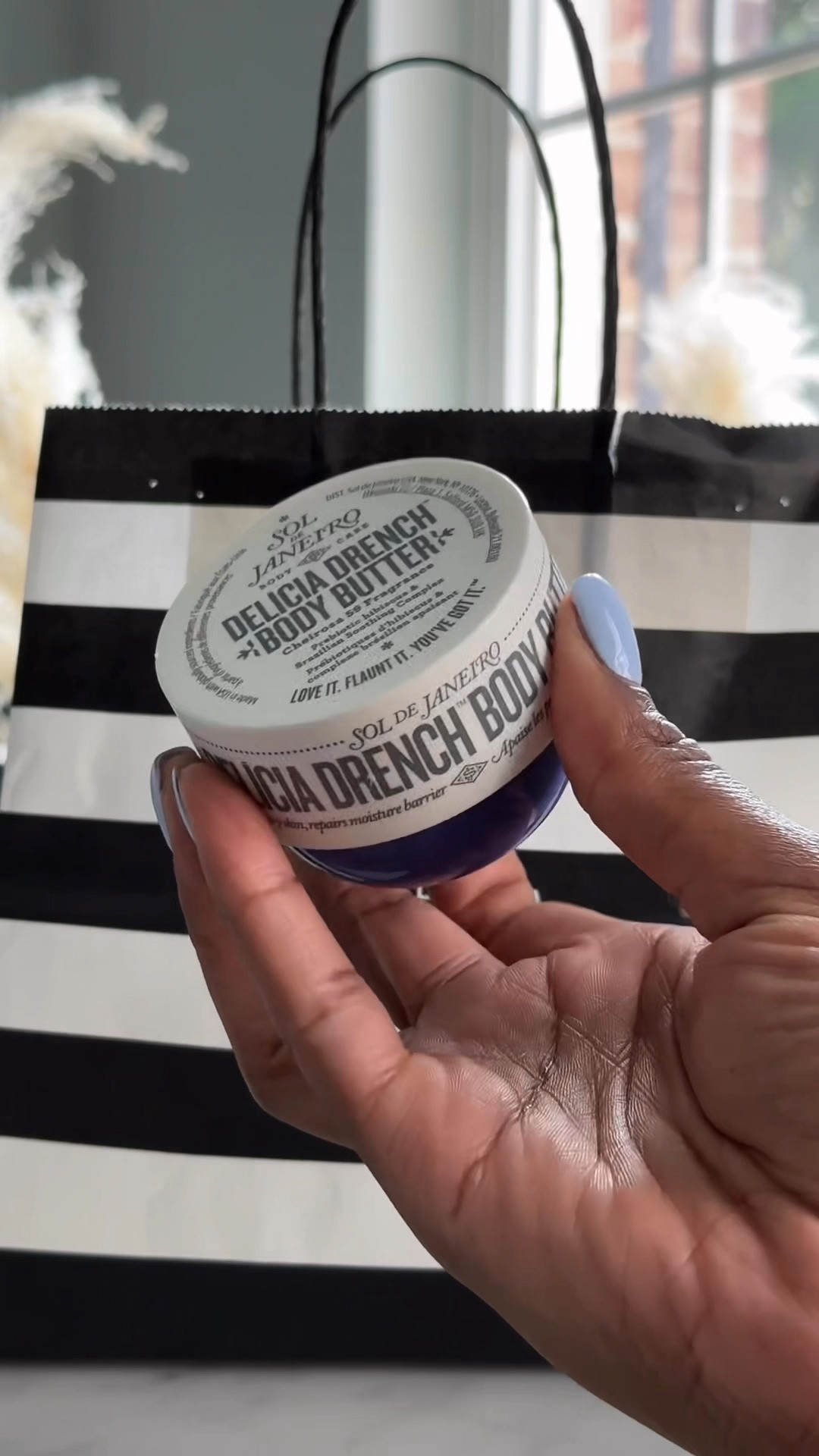 Packing my non-negotiables for vacation. A good bronzer, leave-in conditioner for beach days, eyeliner and brow pencil for quick glam, and jet lag cream with refresher eye pads to keep me looking awake even when I’m not. These Sephora finds always come with me. Linking them here 🤍

Follow my LTK @Asiliglamcooks to shop this post and get my exclusive app-only content.

Travel beauty must haves, Sephora haul, bronzer routine, vacation skincare, leave in conditioner, jet lag cream, under eye patches, eyebrow pencil, travel makeup, ltk beauty

#LTKmorningroutine #LTKBeauty #LTKSaleAlert