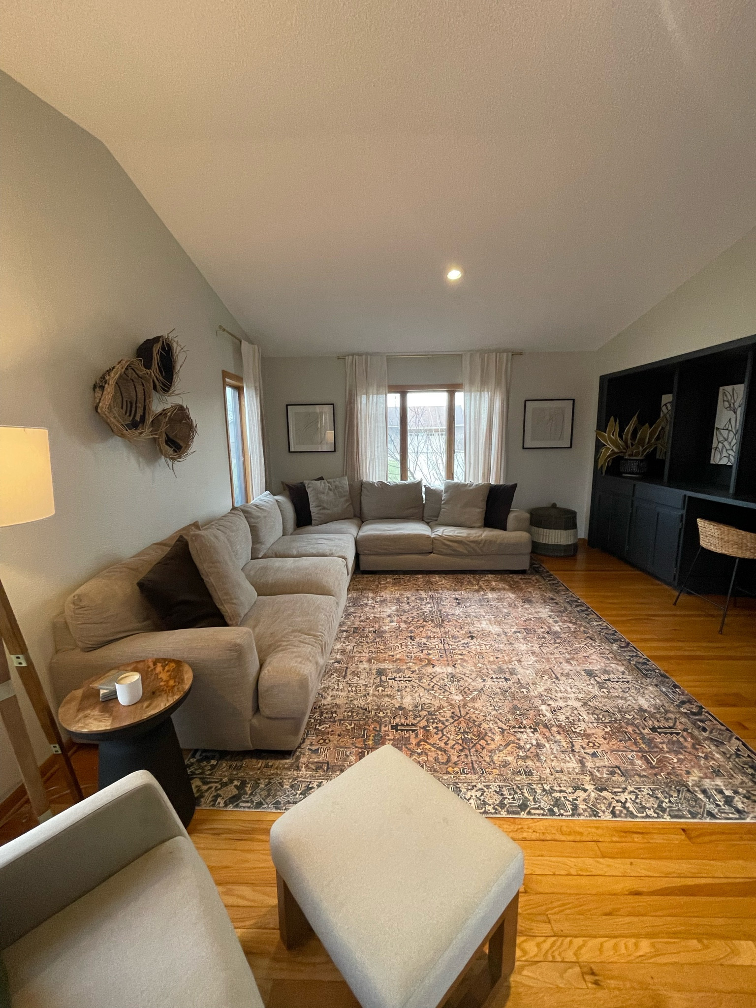 Living room refresh 🤍

#LTKhome #LTKFind #LTKstyletip