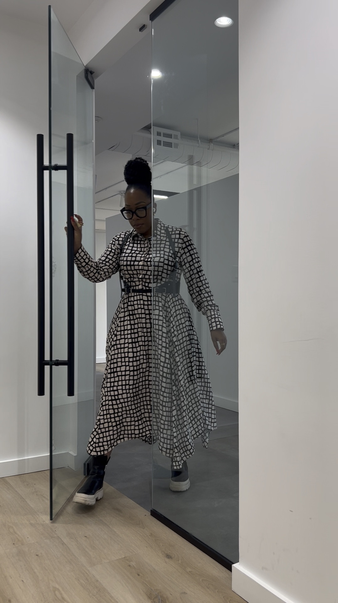 Took this dress up a notch with the belt!

#LTKFindsUnder50 #LTKStyleTip #LTKWorkwear