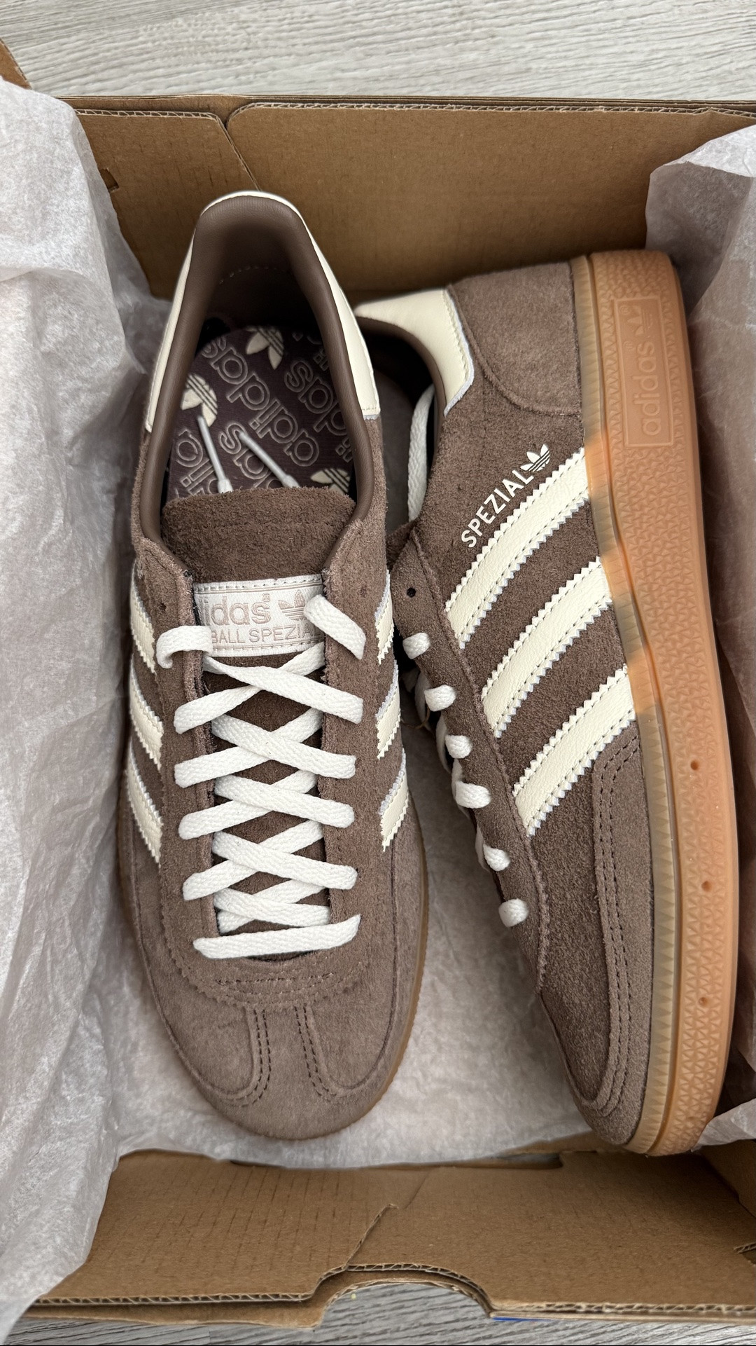 🔥 The trainers that complete every fit
#Adidas

Tags: trending now, spring style, city break, everyday style, elevated basics, capsule wardrobe, summer style, resort wear, vacation, spring fashion, spring outfits, date night outfits, holiday outfit, Ibiza
#LTKunder100 #LTKSeasonal #LTKbasics
#LTKcapsule #LTKvacation #LTKholiday

#LTKsummer #LTKshoes #LTKunboxing